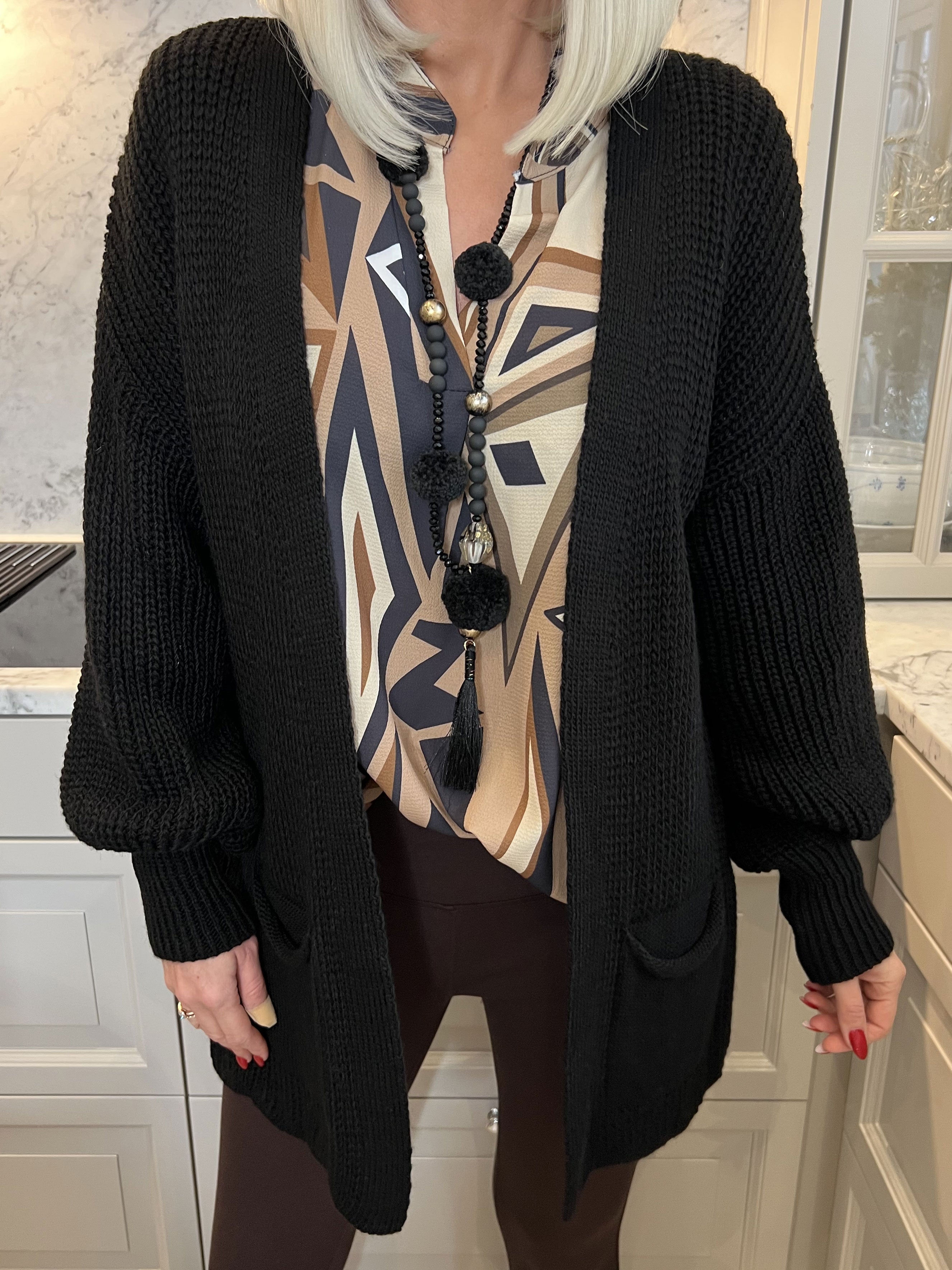 Sally Short - Sød strik cardigan med ballonærmer