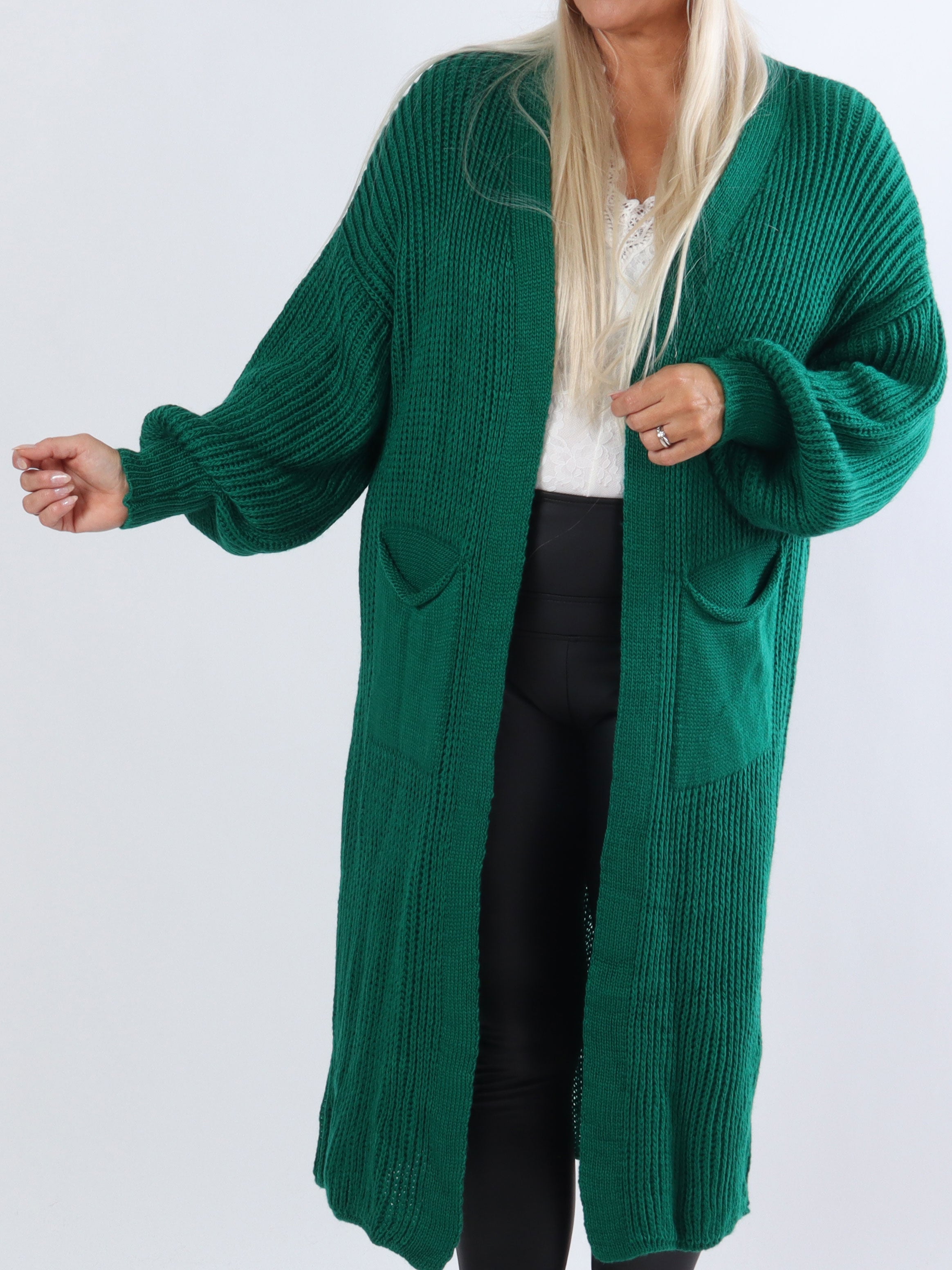 Sally - Plus size strikcardigan med fine ballonærmer