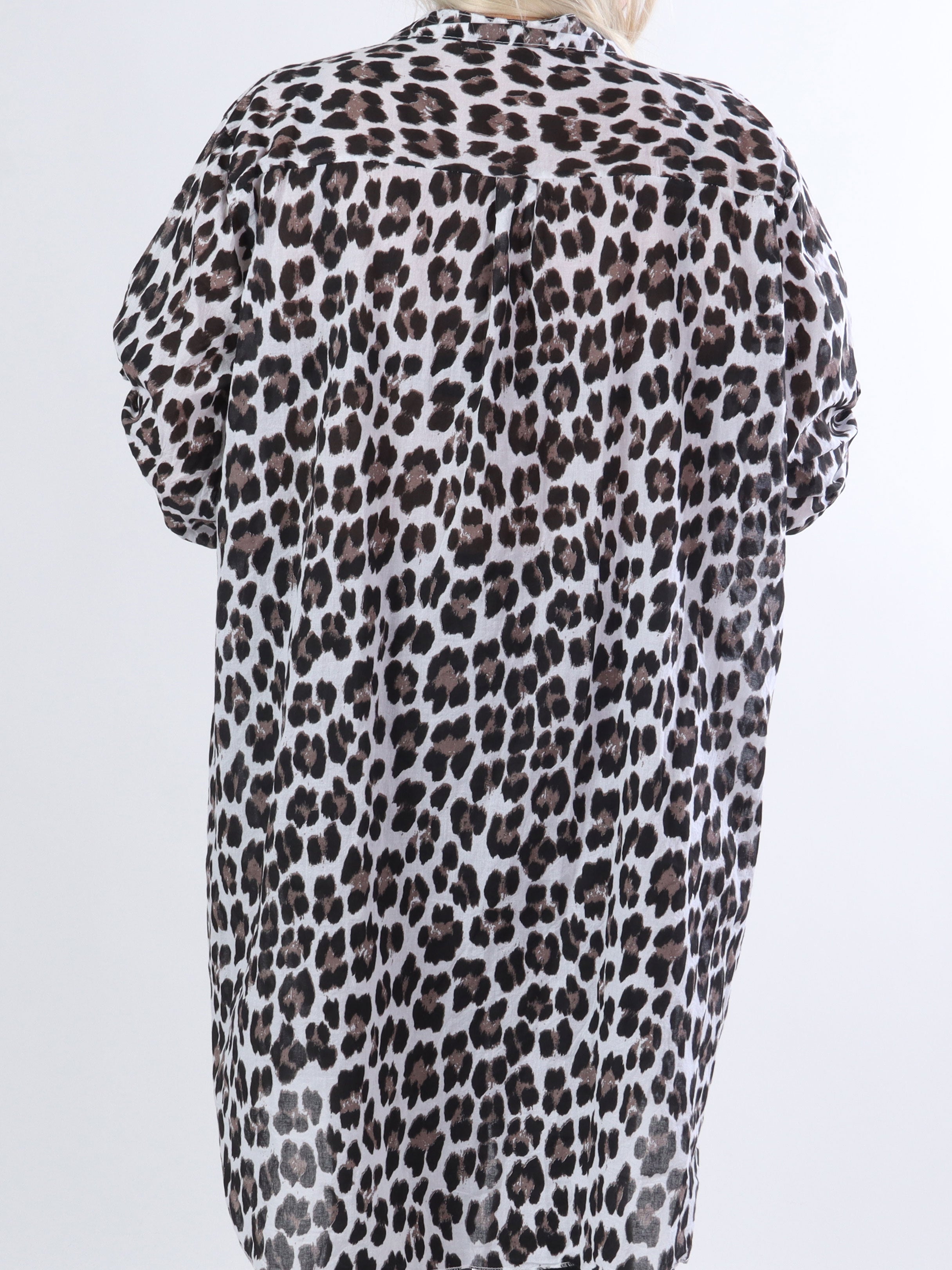 Berna Leo - Plus size skjorte i leopardprint med lommer