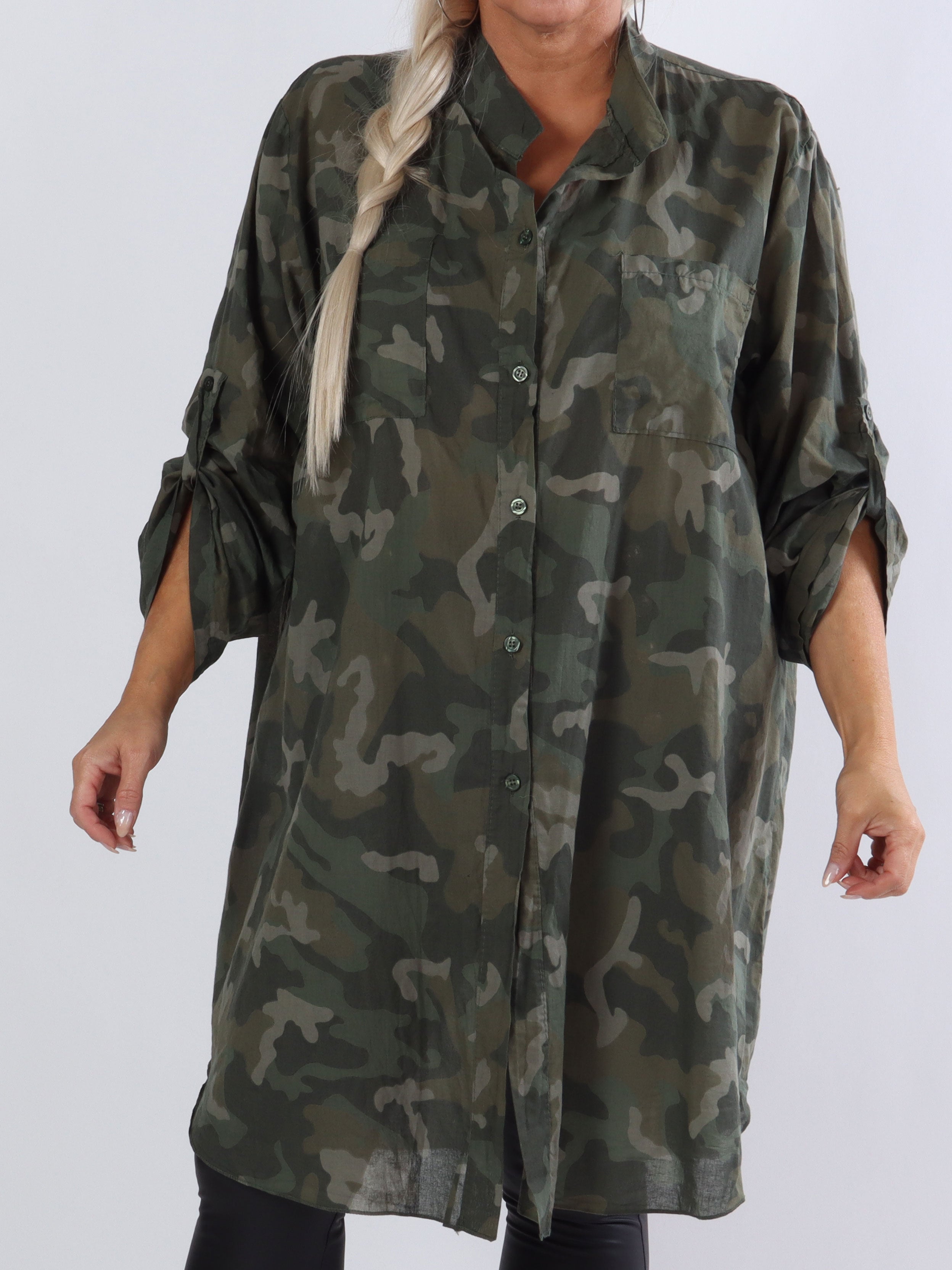 Berna Camo - Plus size skjorte i camouflageprint