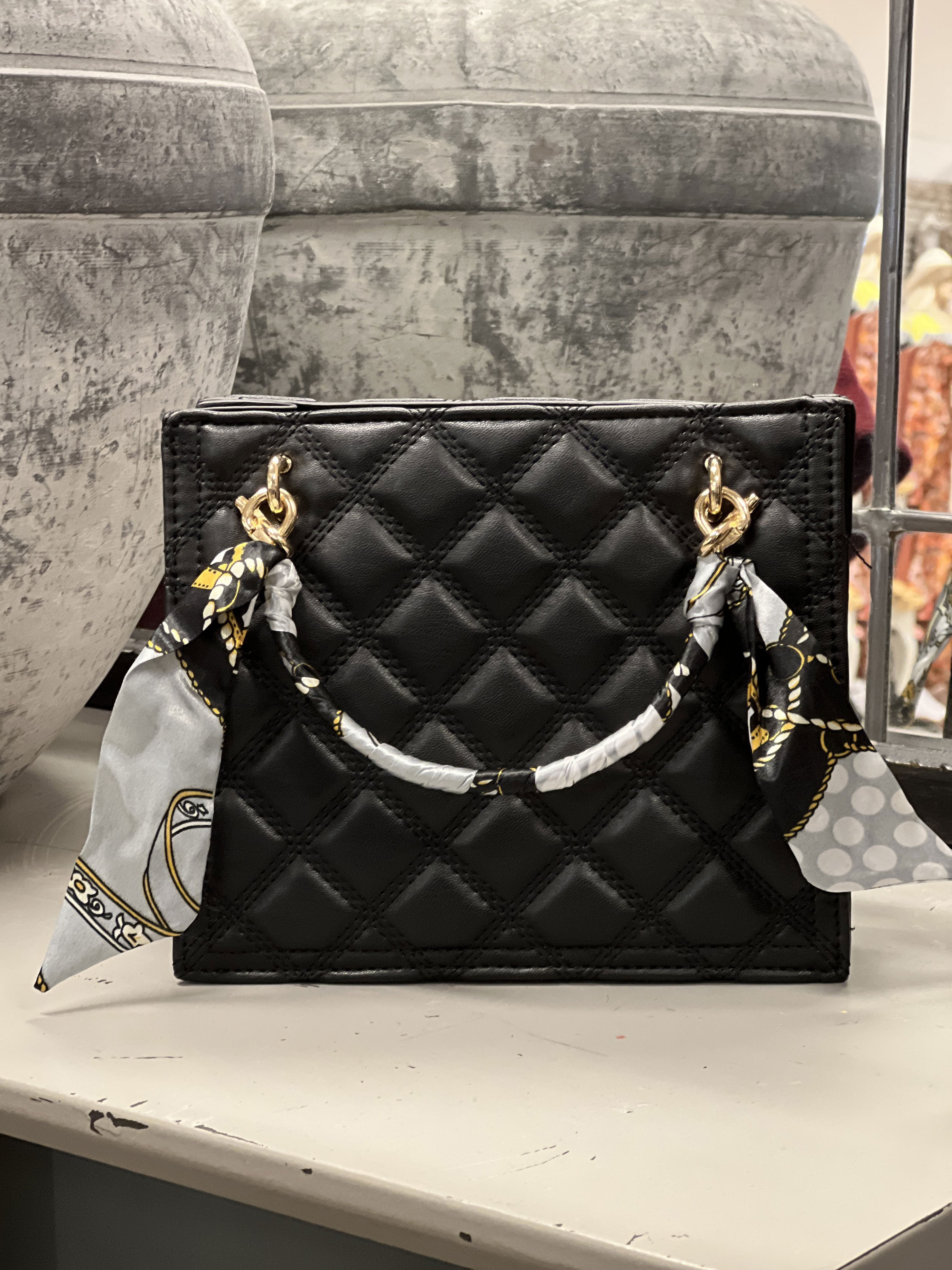 Irena - Lille quiltet taske med tørklæde