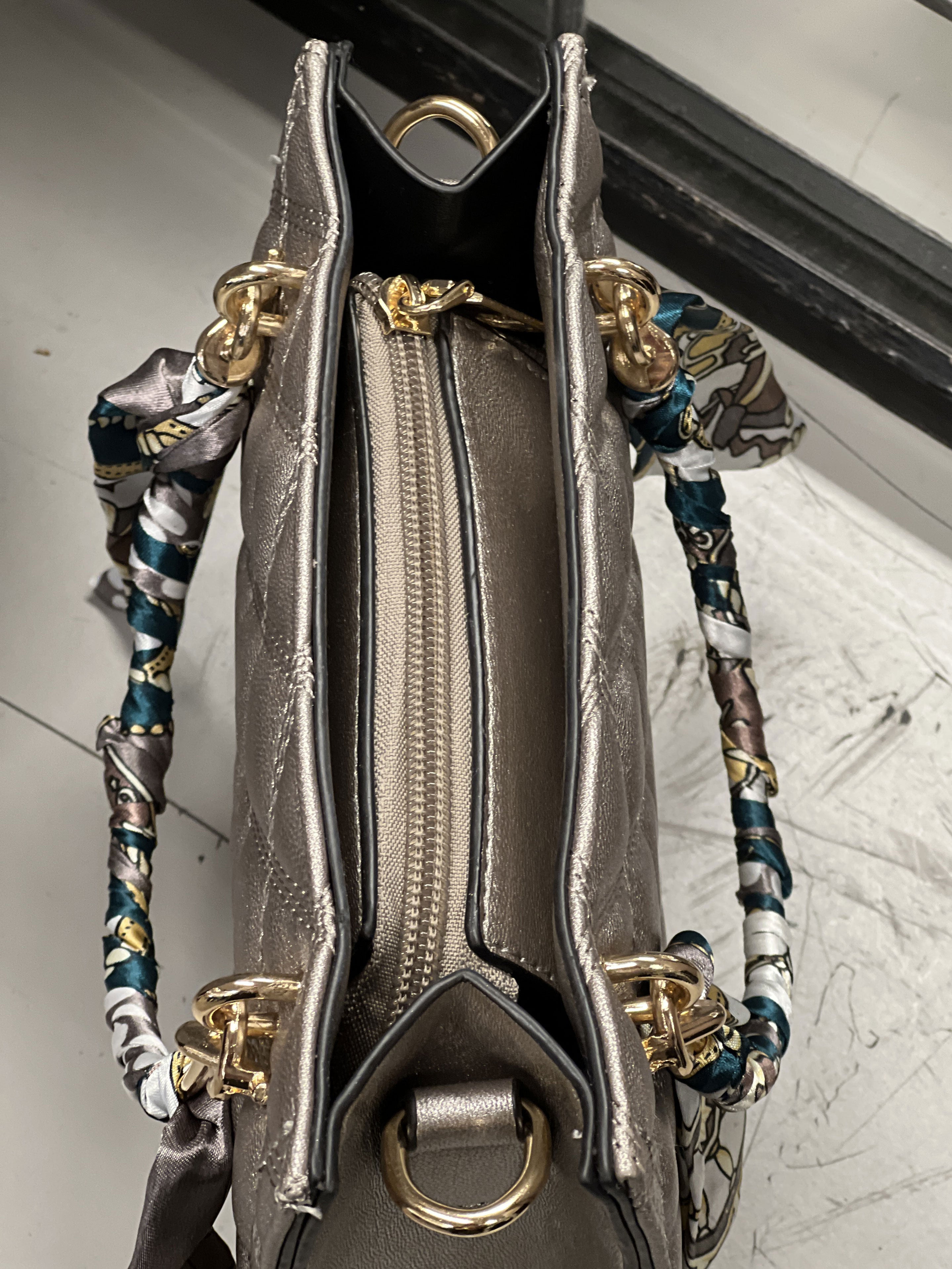 Irena - Lille quiltet taske med tørklæde