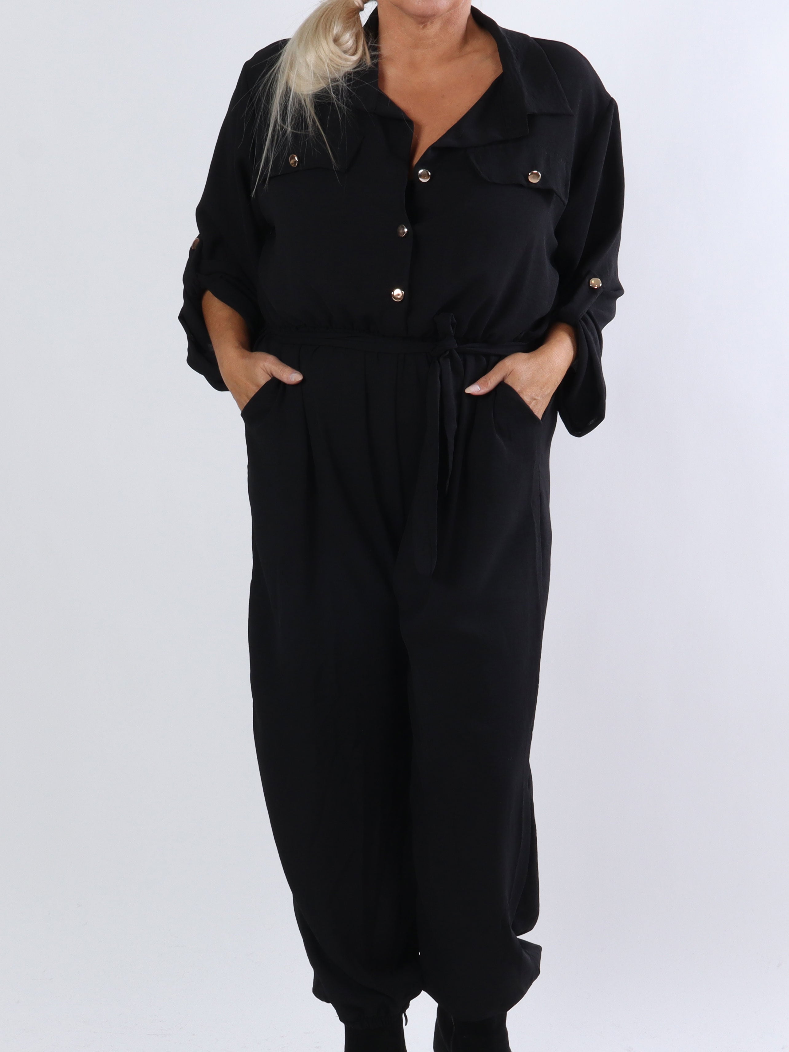 Malina Sleeve - Buksedragt med guld knapper