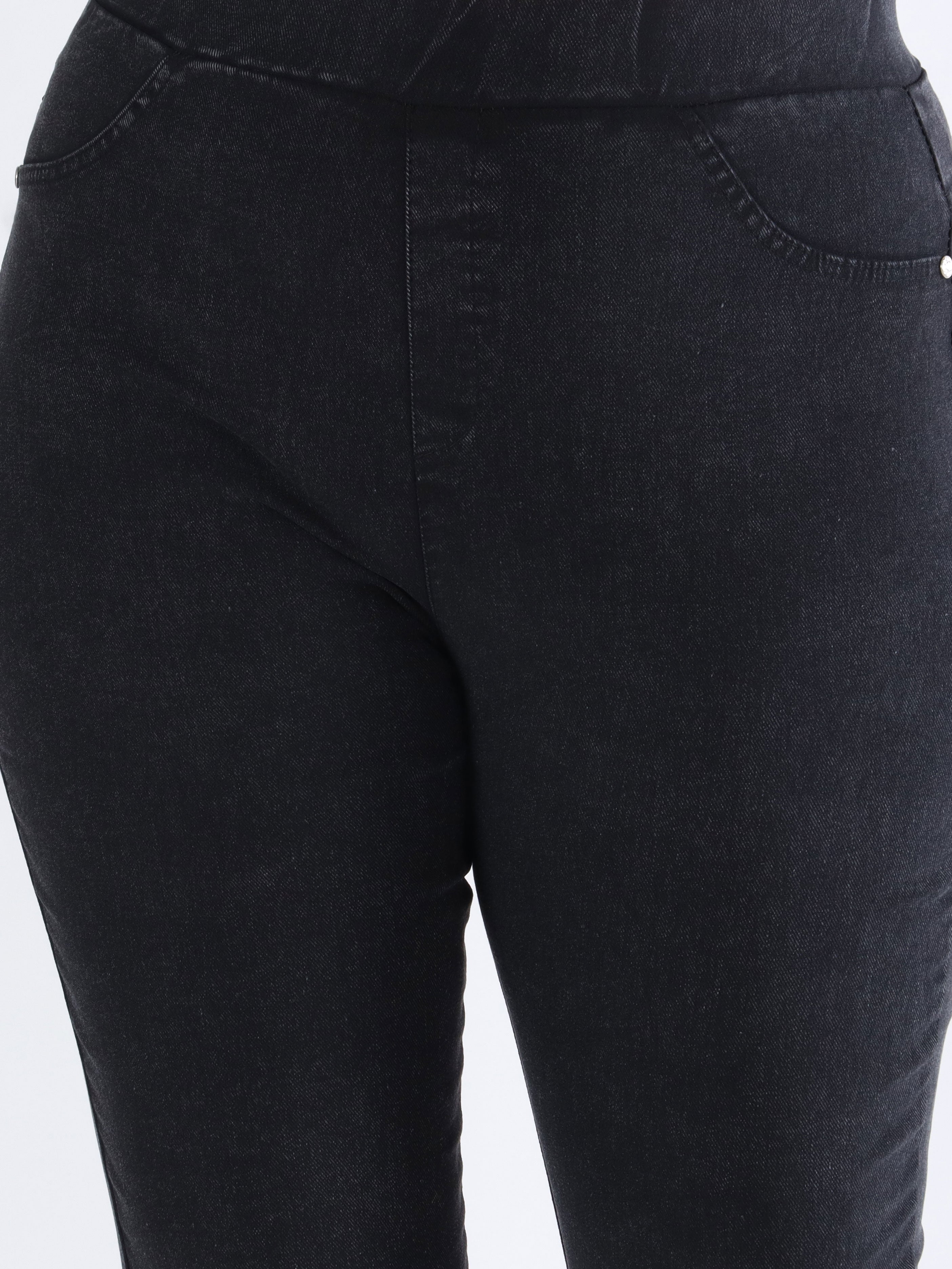 Zurine - Super stretchy plus size leggings