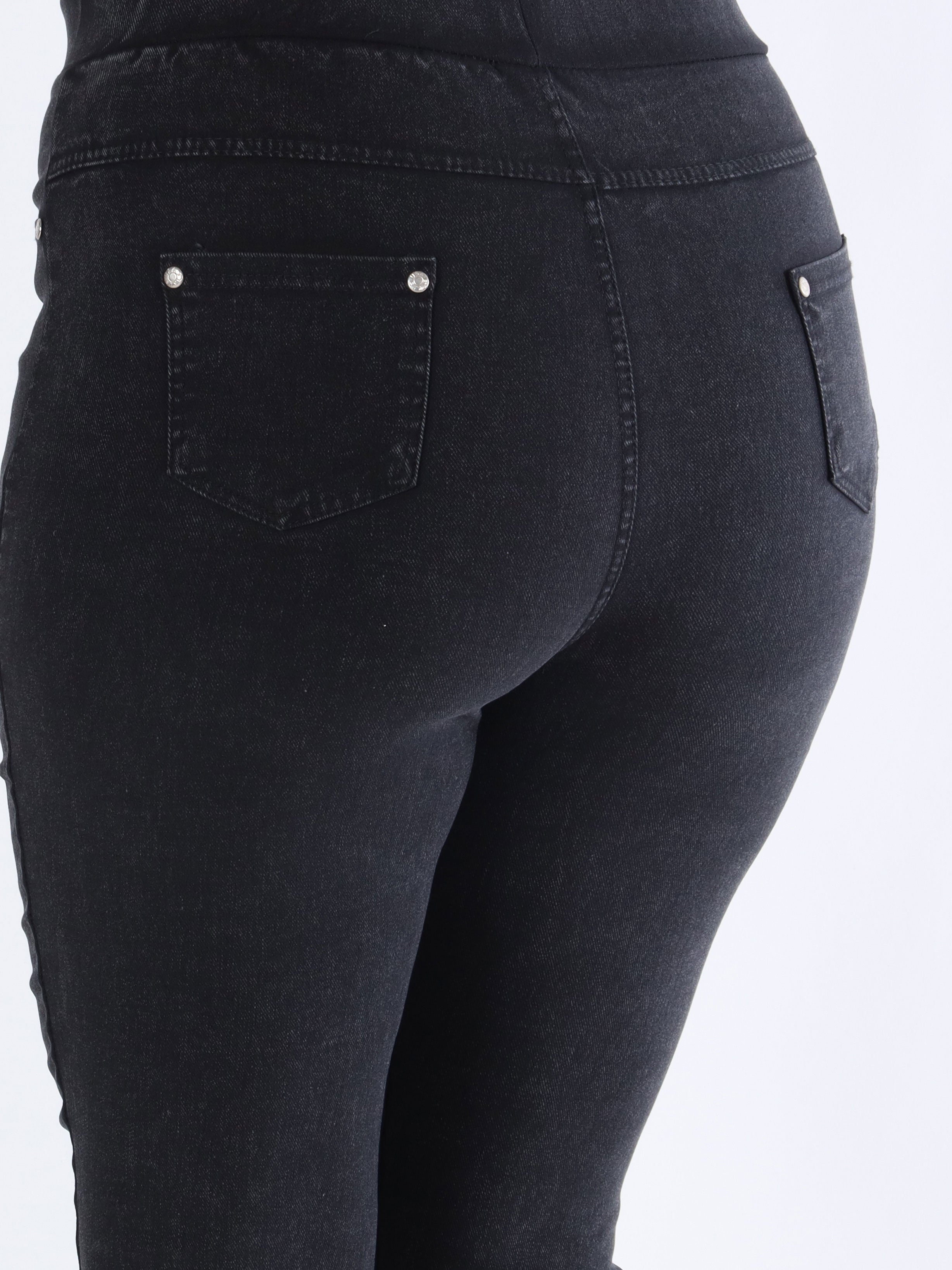 Zurine - Super stretchy plus size leggings