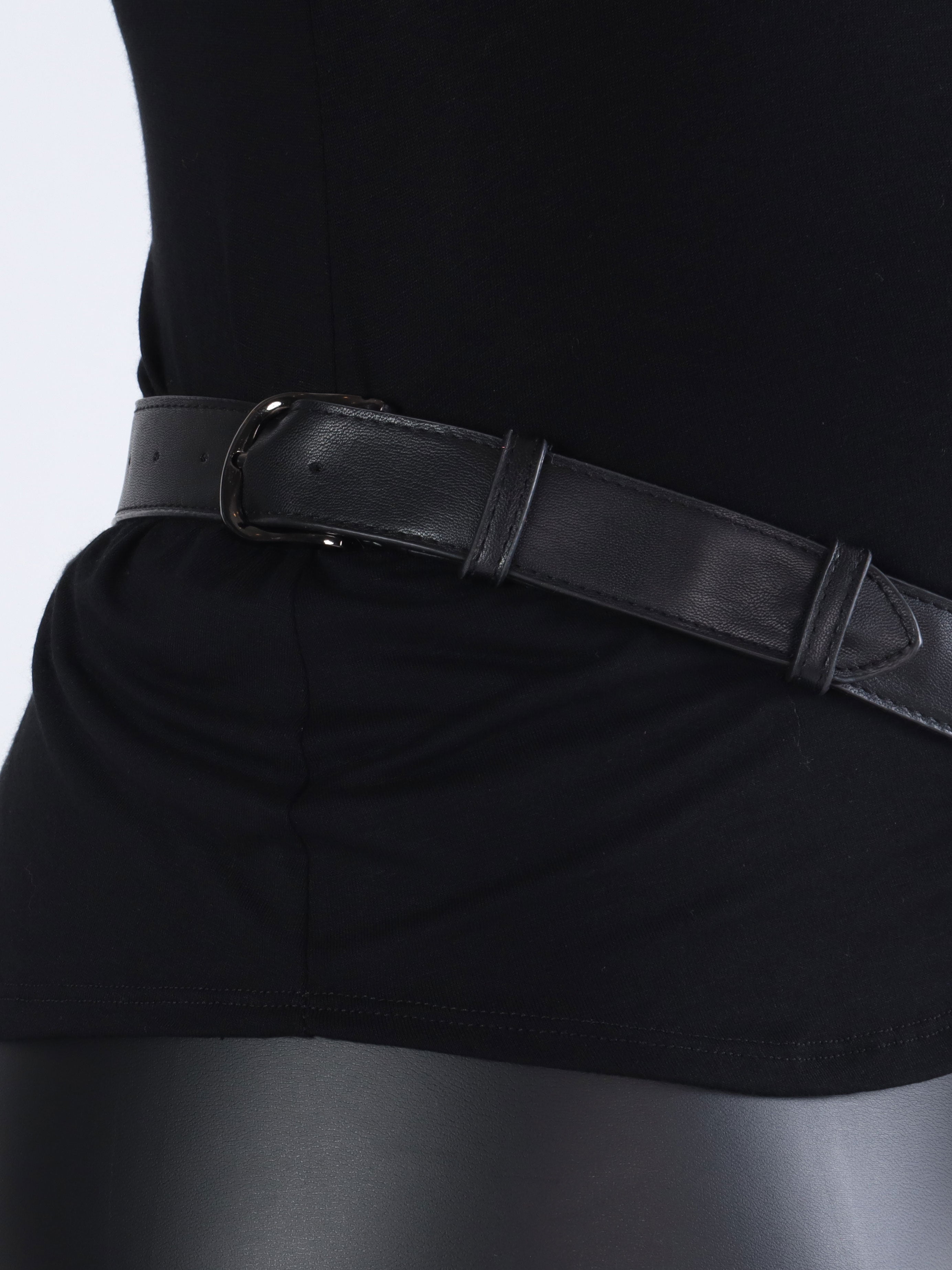 Moniqe - Sort og hvid firkantet bæltetaske