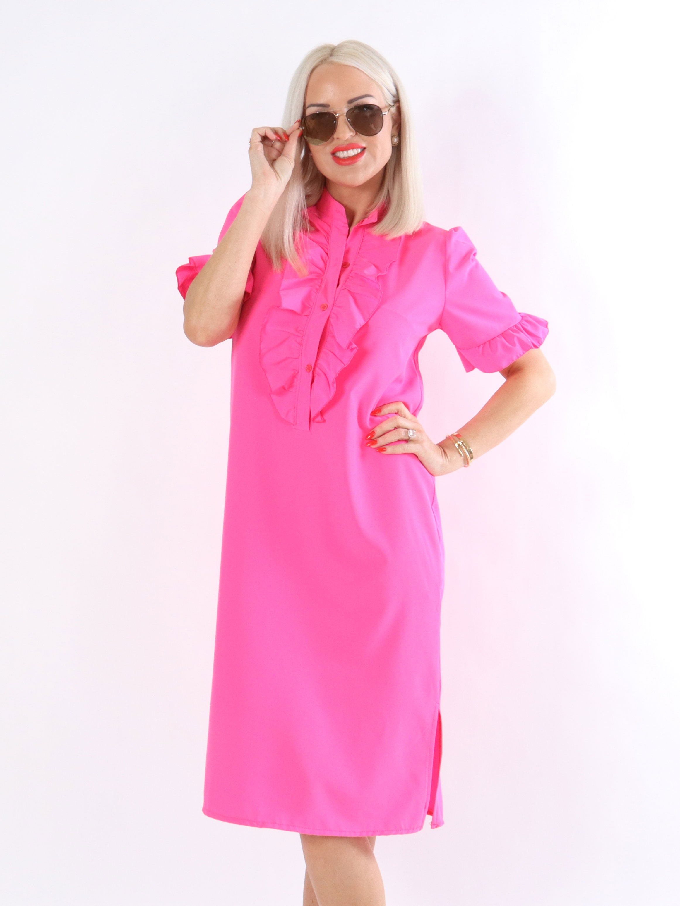 Sigga - Kjole med flæser og pufærmer