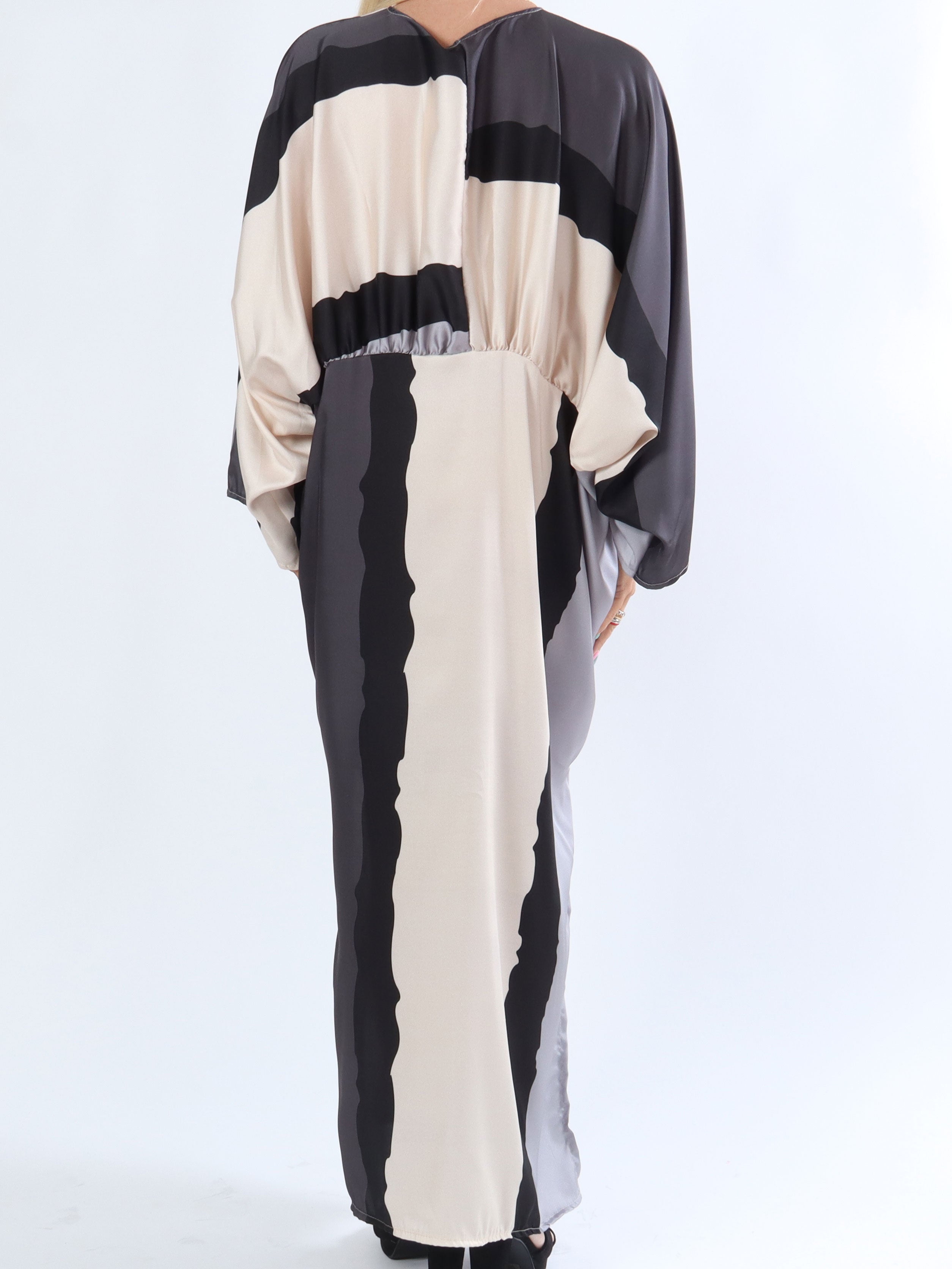 Dita - Lang smuk plus size kjole i silkelook