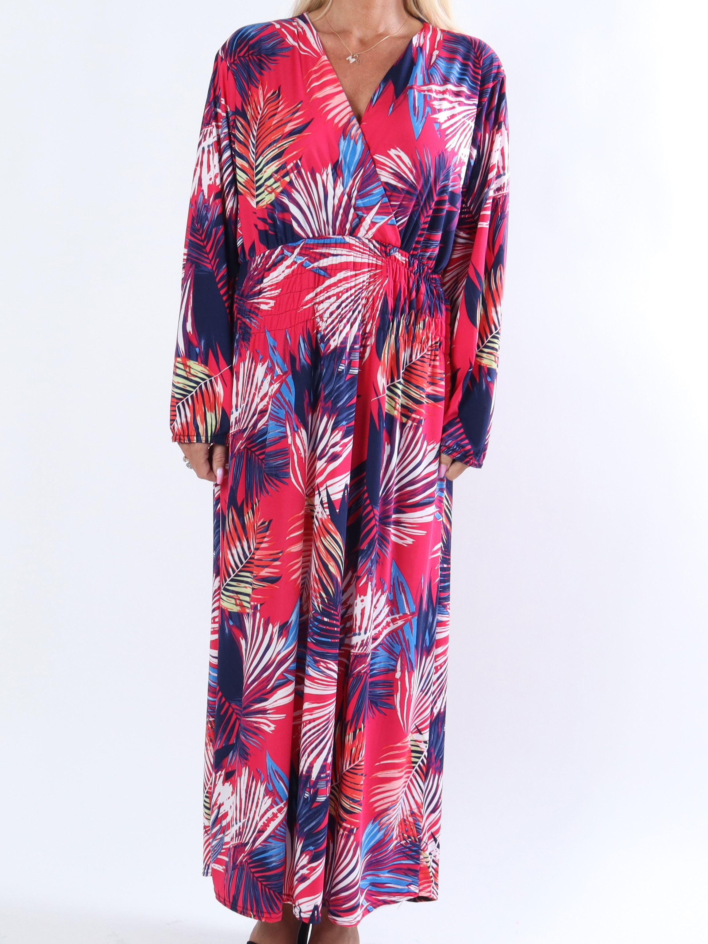 Pams Long Sleeve - Lang elastisk plus size kjole i krølfrit stof