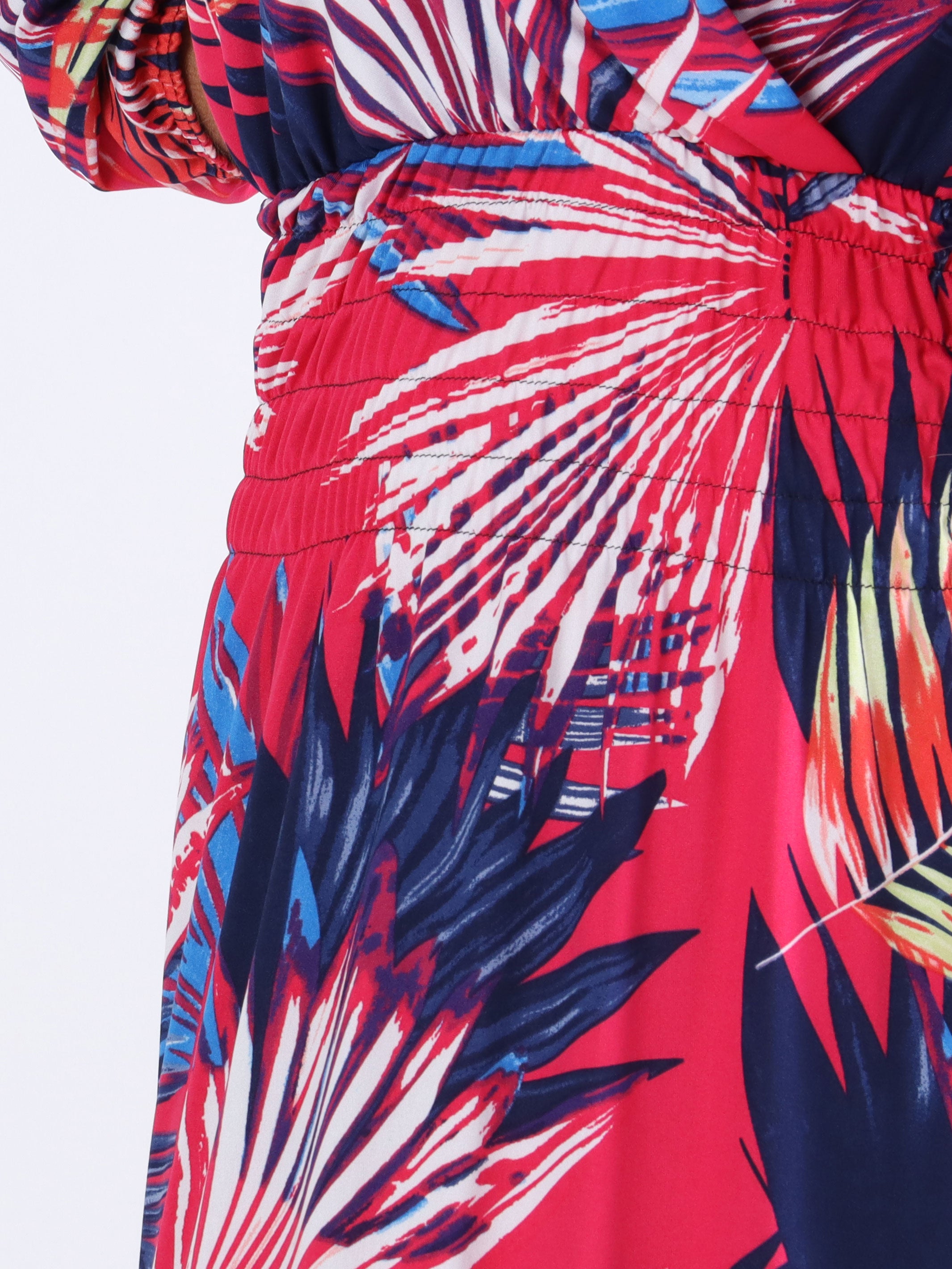 Pams Long Sleeve - Lang elastisk plus size kjole i krølfrit stof