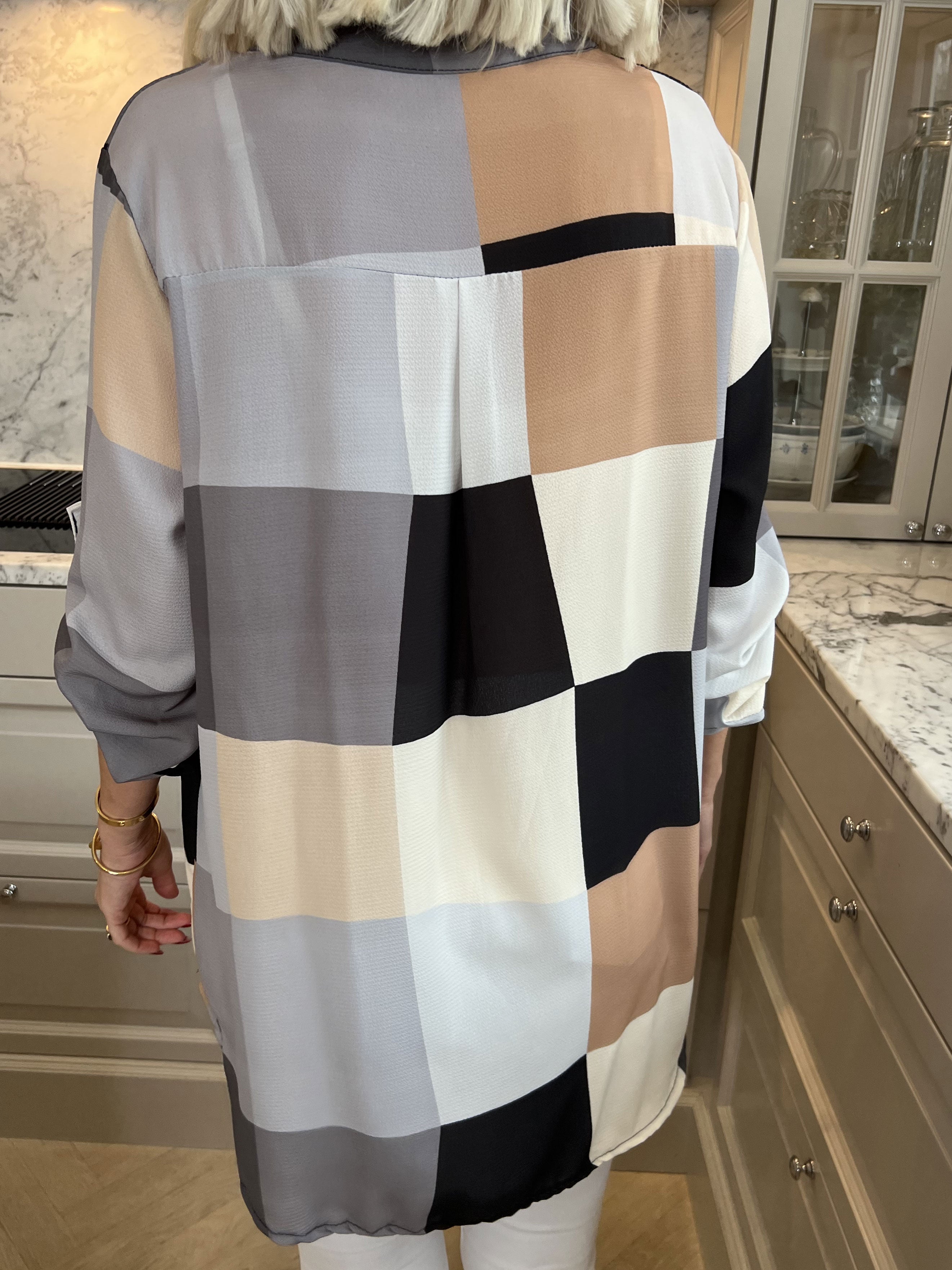 Vanesa - Lang ternet flerfarvet tunika