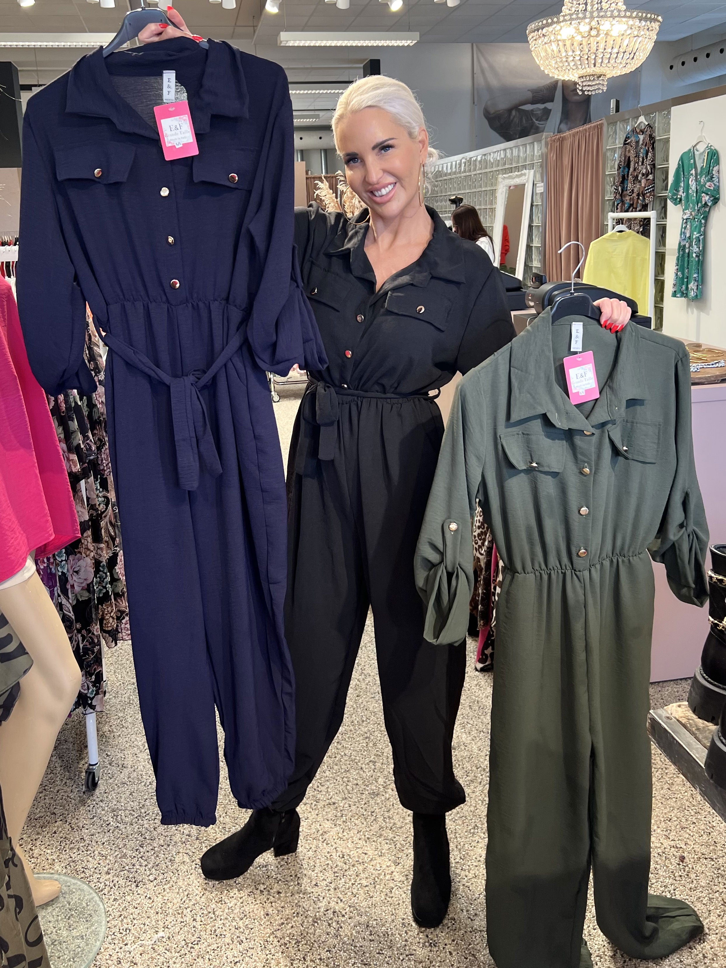 Malina Sleeve - Buksedragt med guld knapper