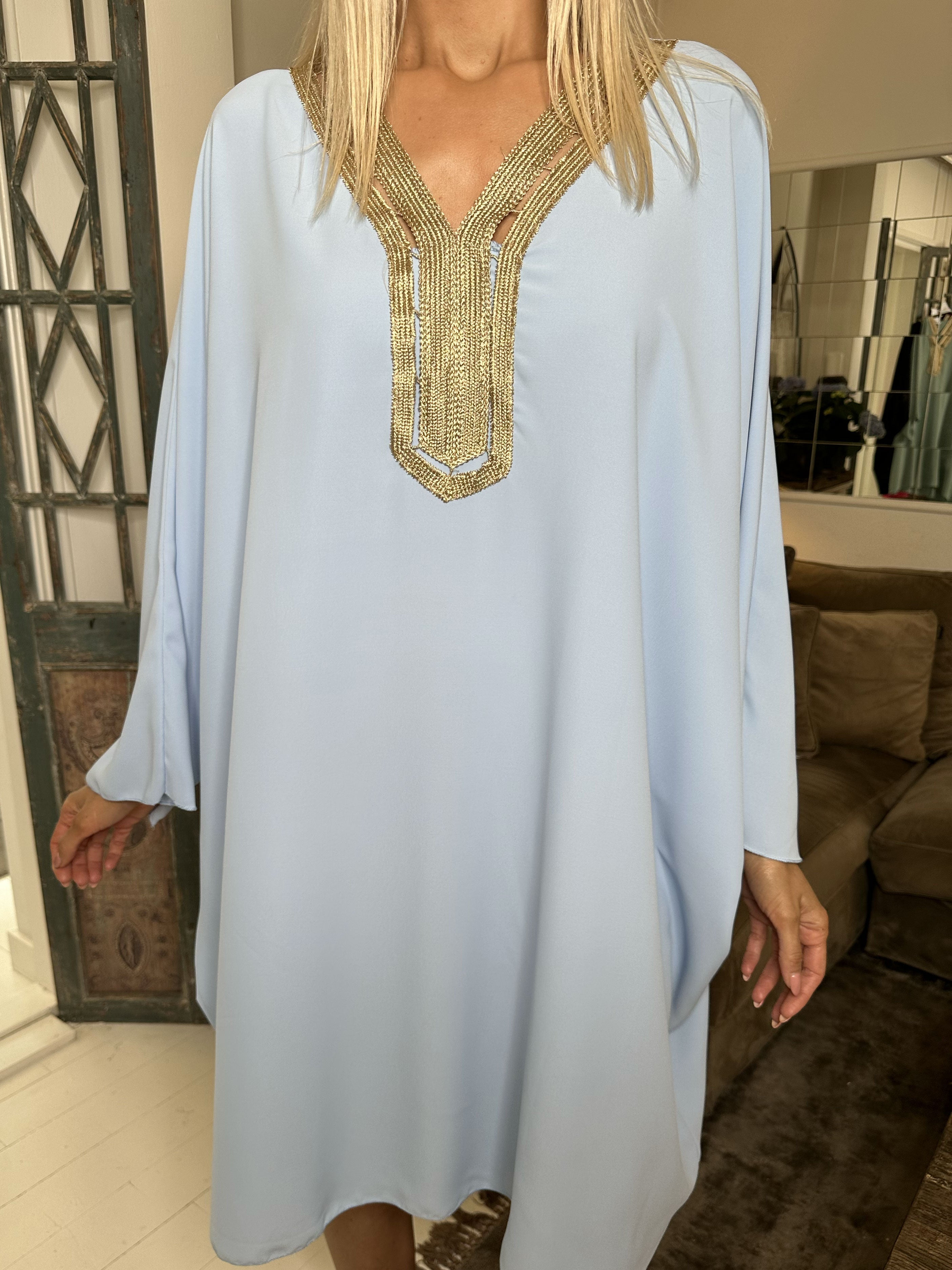 Viola - Tunika med guld udskæring