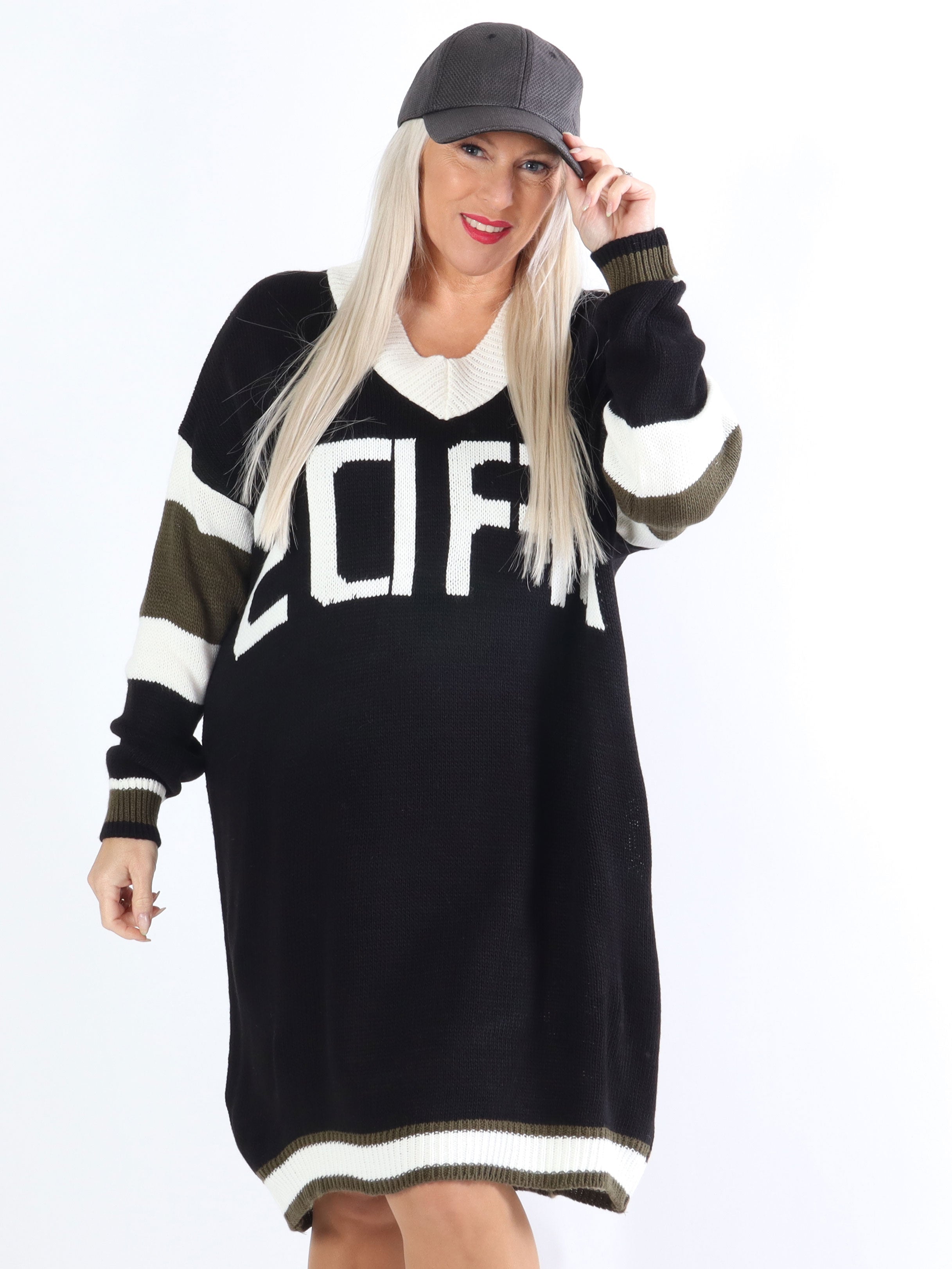 Elvira - Flerfarvet plus size strikkjole med skrift