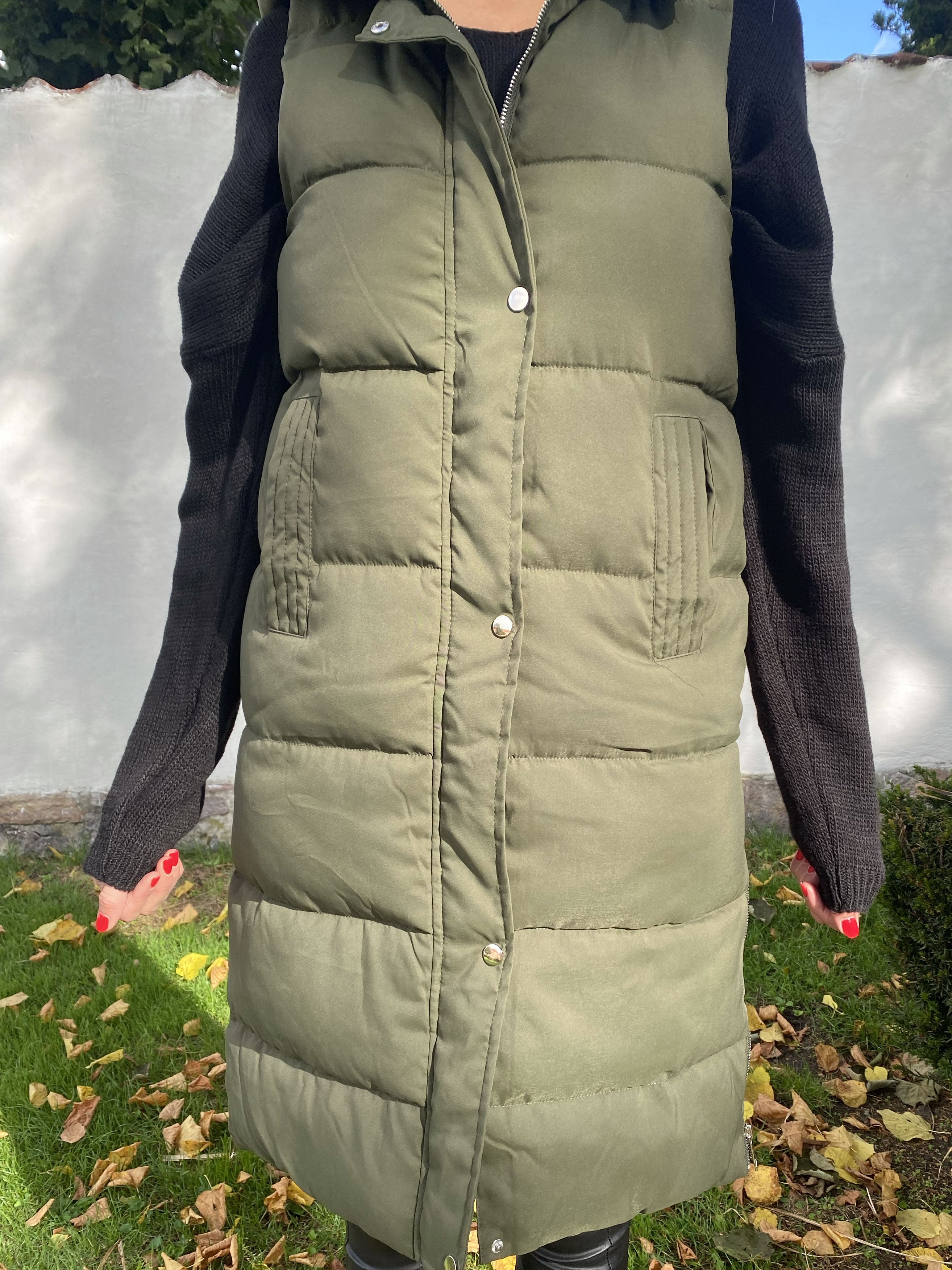 Xenia - Lang dynevest med hætte