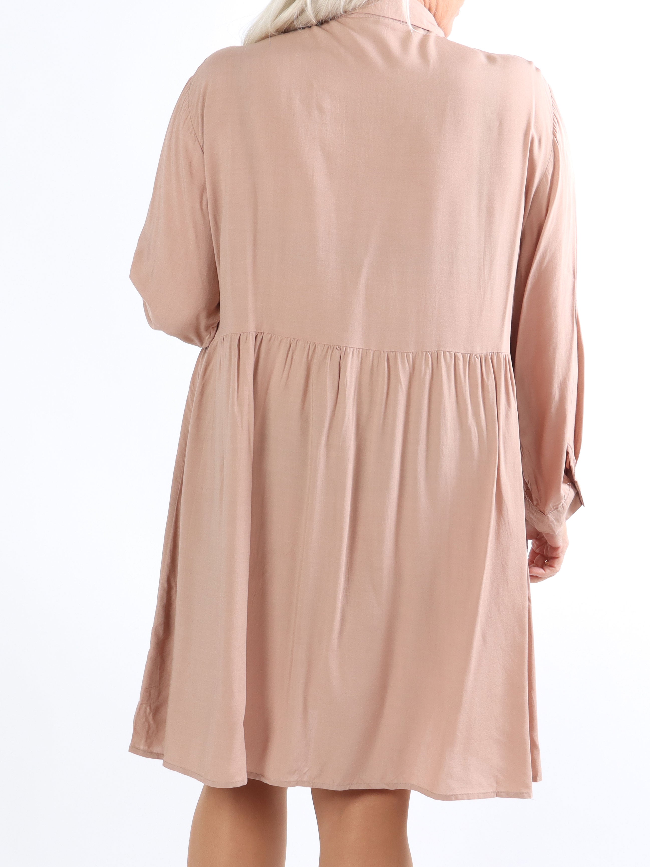 Katinka - Skjortekjole i løs pasform