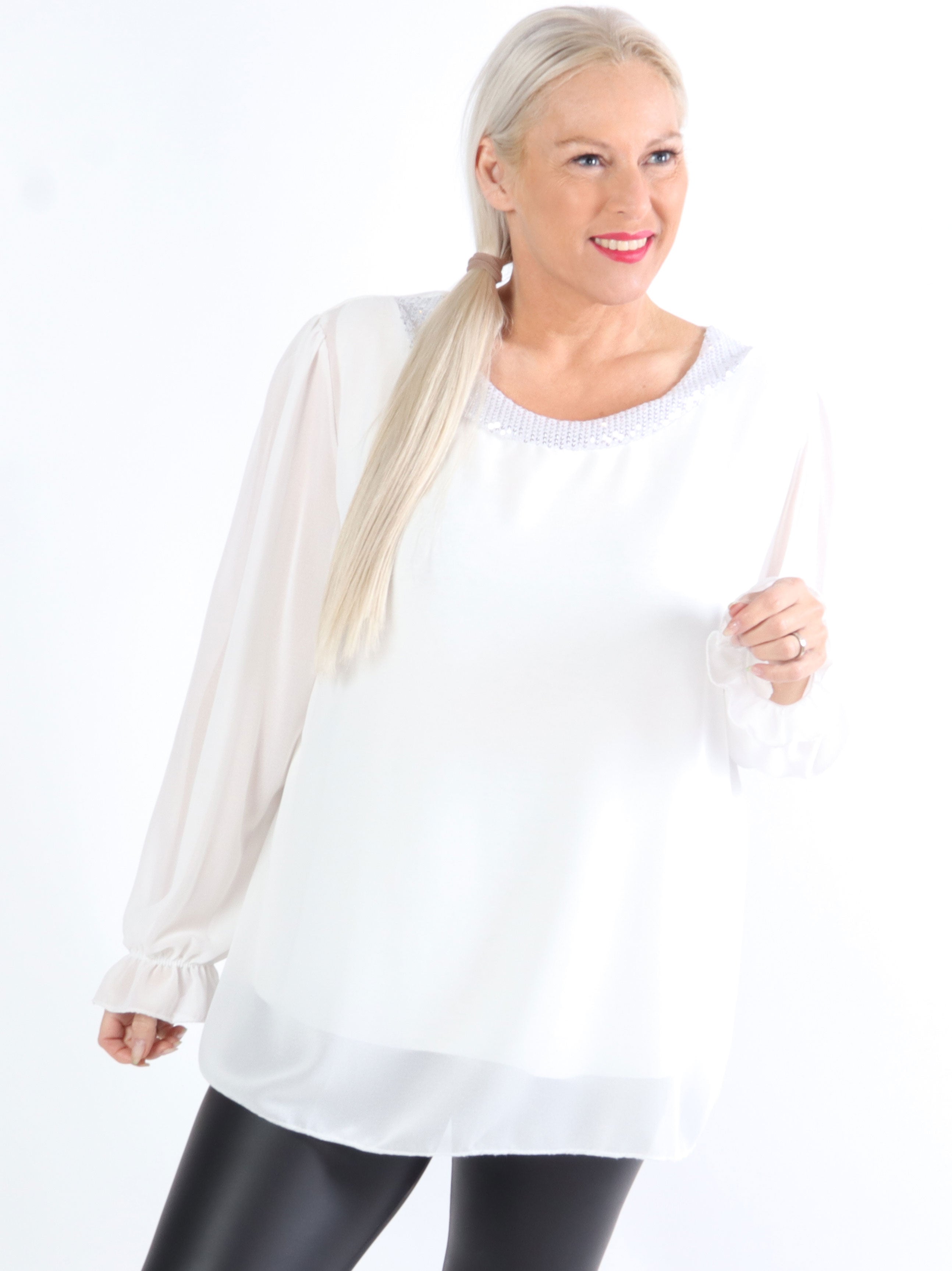 Nellike - Plus size tunika i chiffon med pailletter