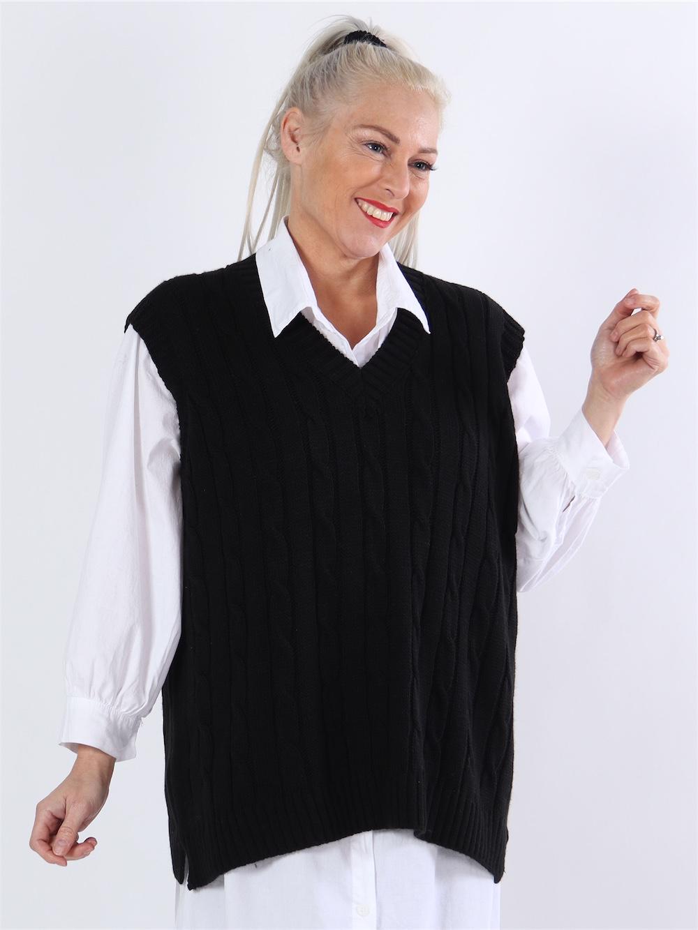 Aisha - Strikvest med v-udskæring