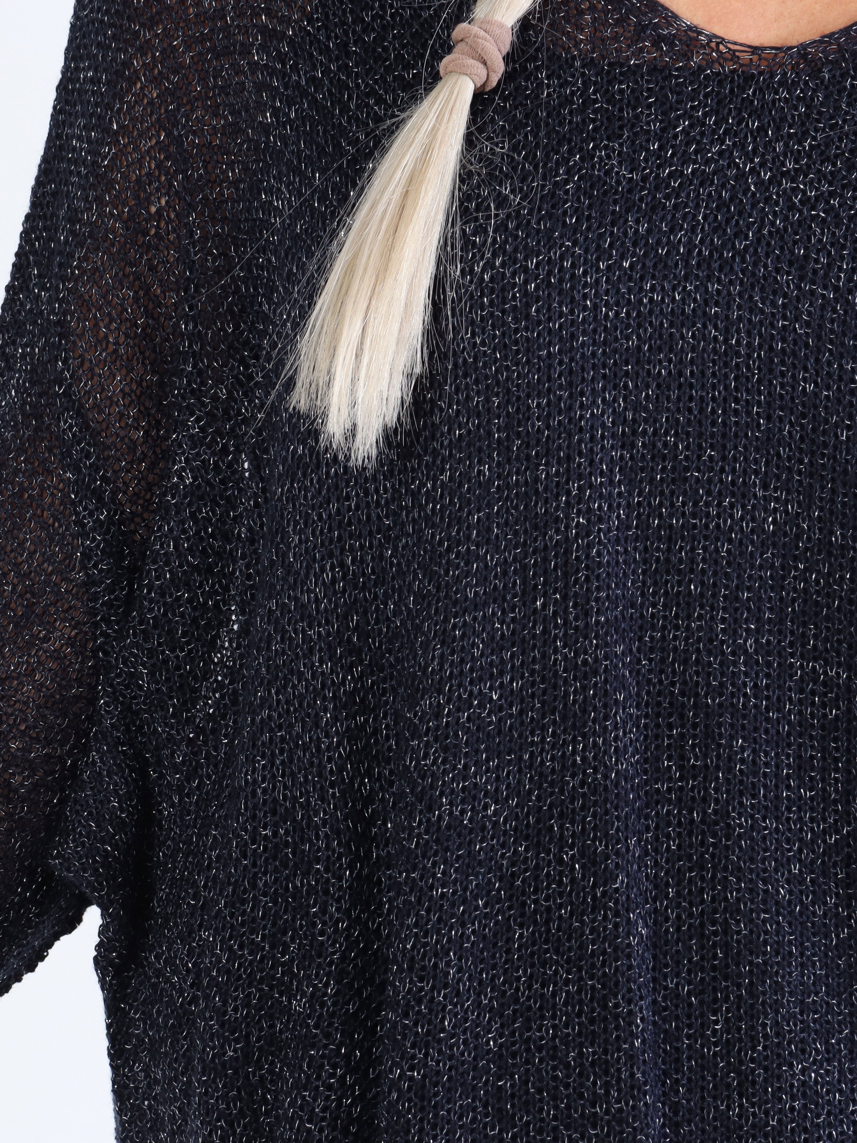 Adiah - Let marineblå strik med glimmertråde