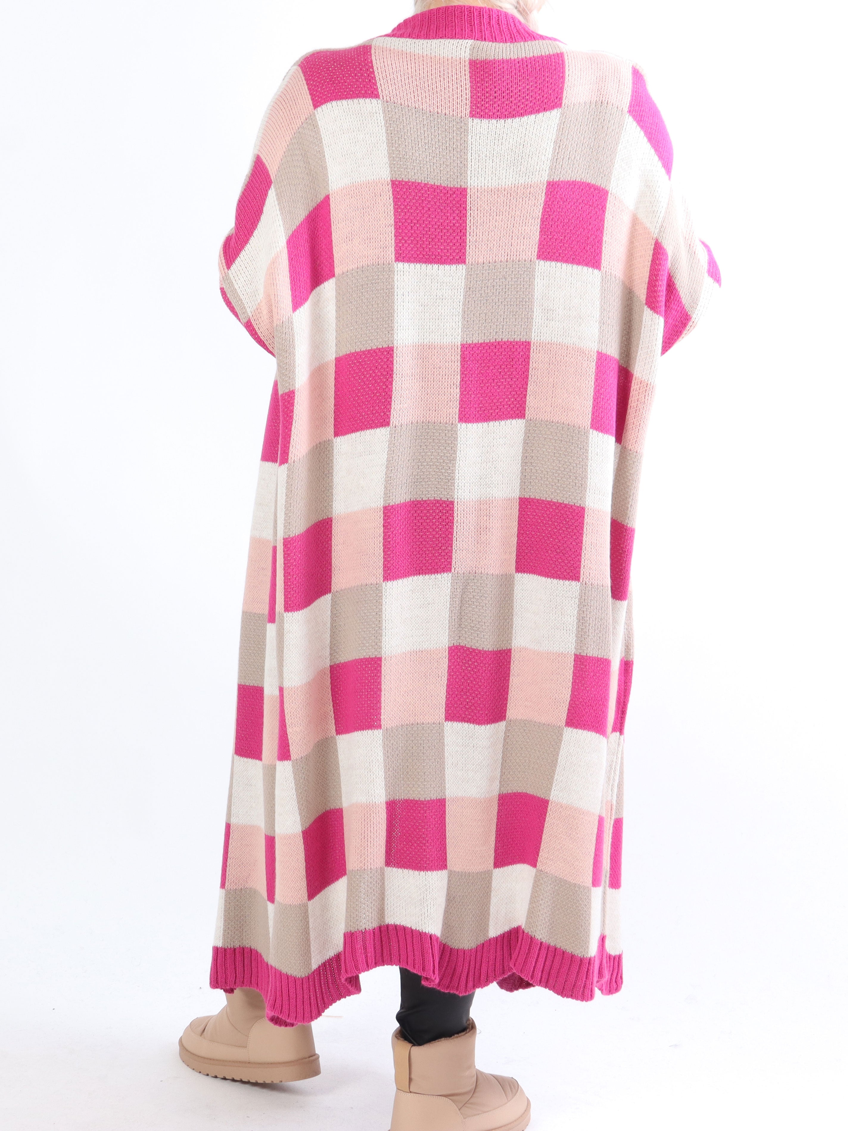 Nanami - Lang plus size strikcardigan i flerfarvet tern