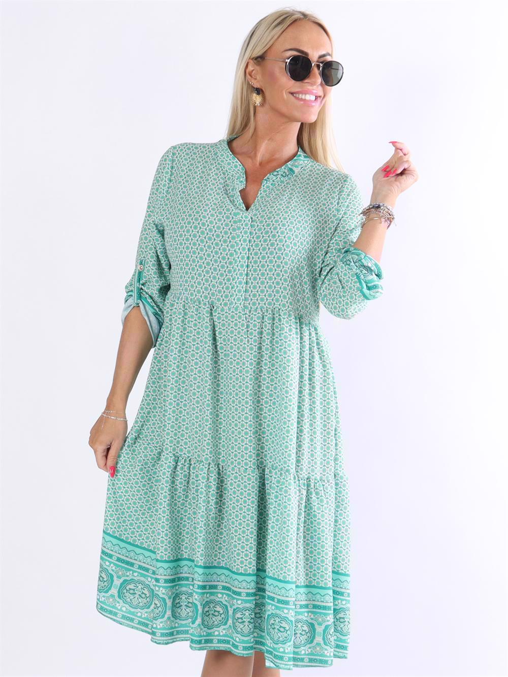 Lana - Mønstret kjole med lag på lag look