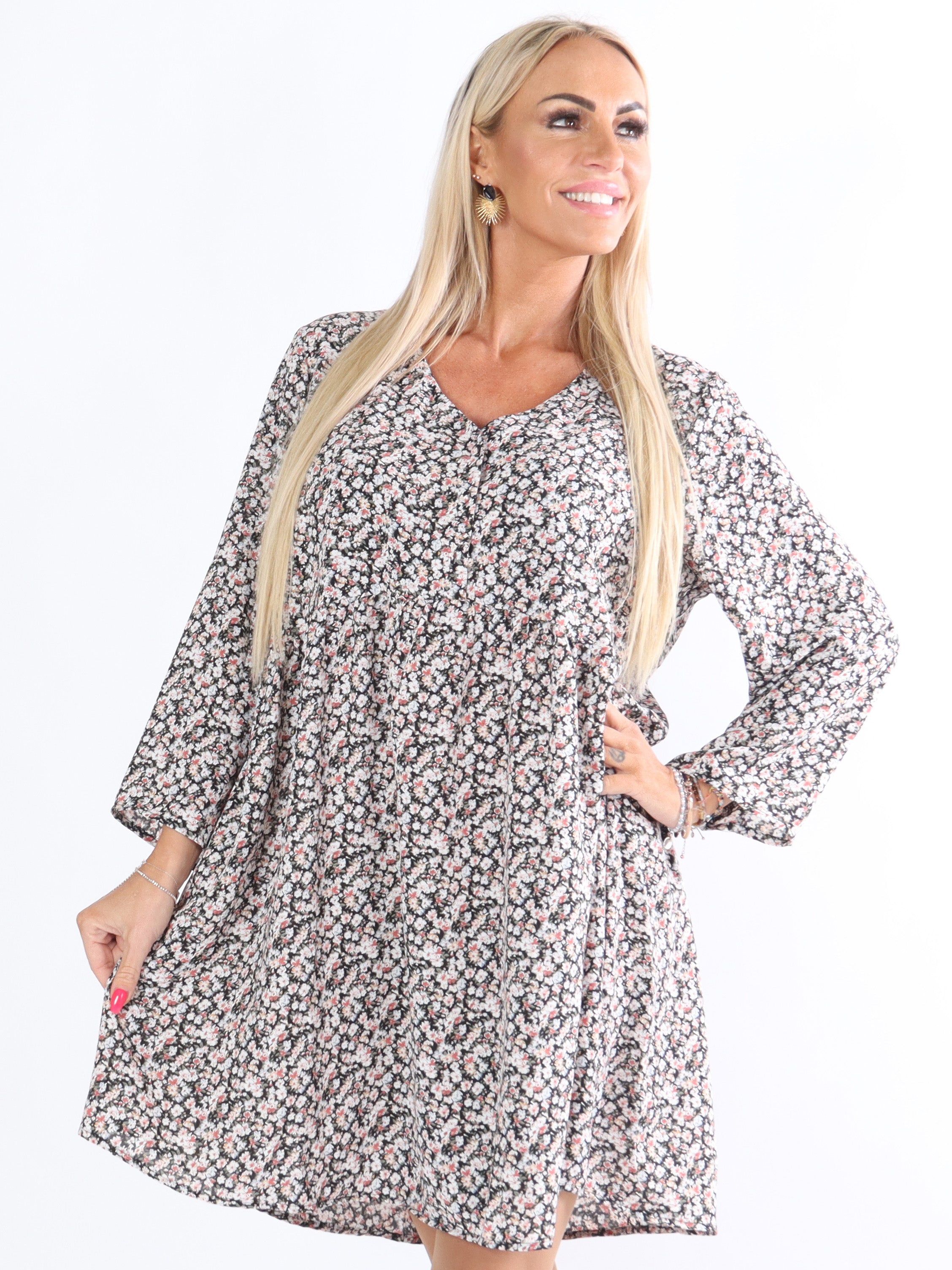 Tajanna - Kjole i blomsterprint