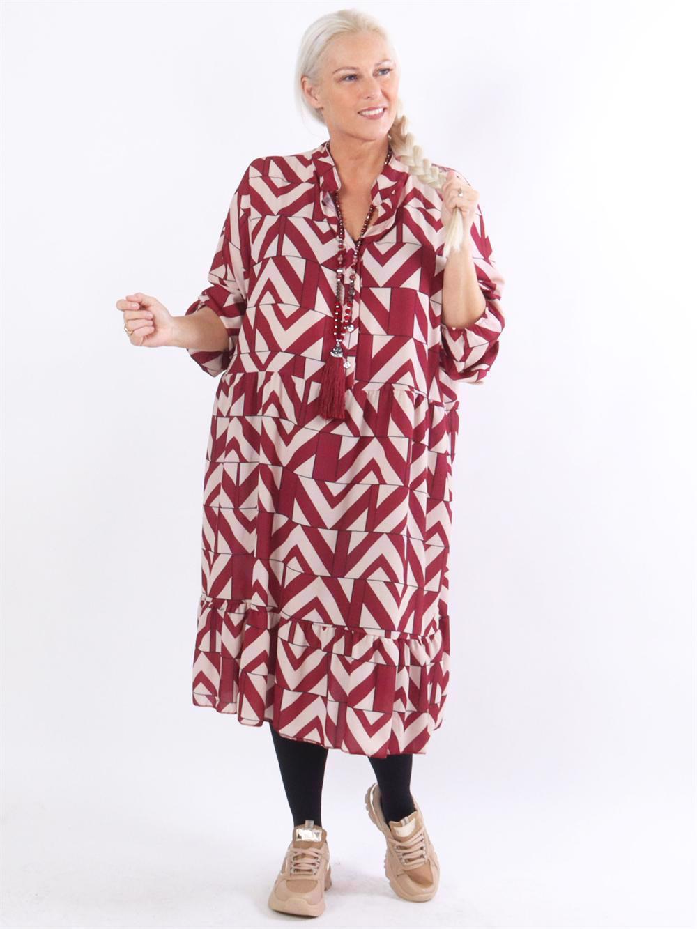 Ida - Sort mønstret kjole med flæselag