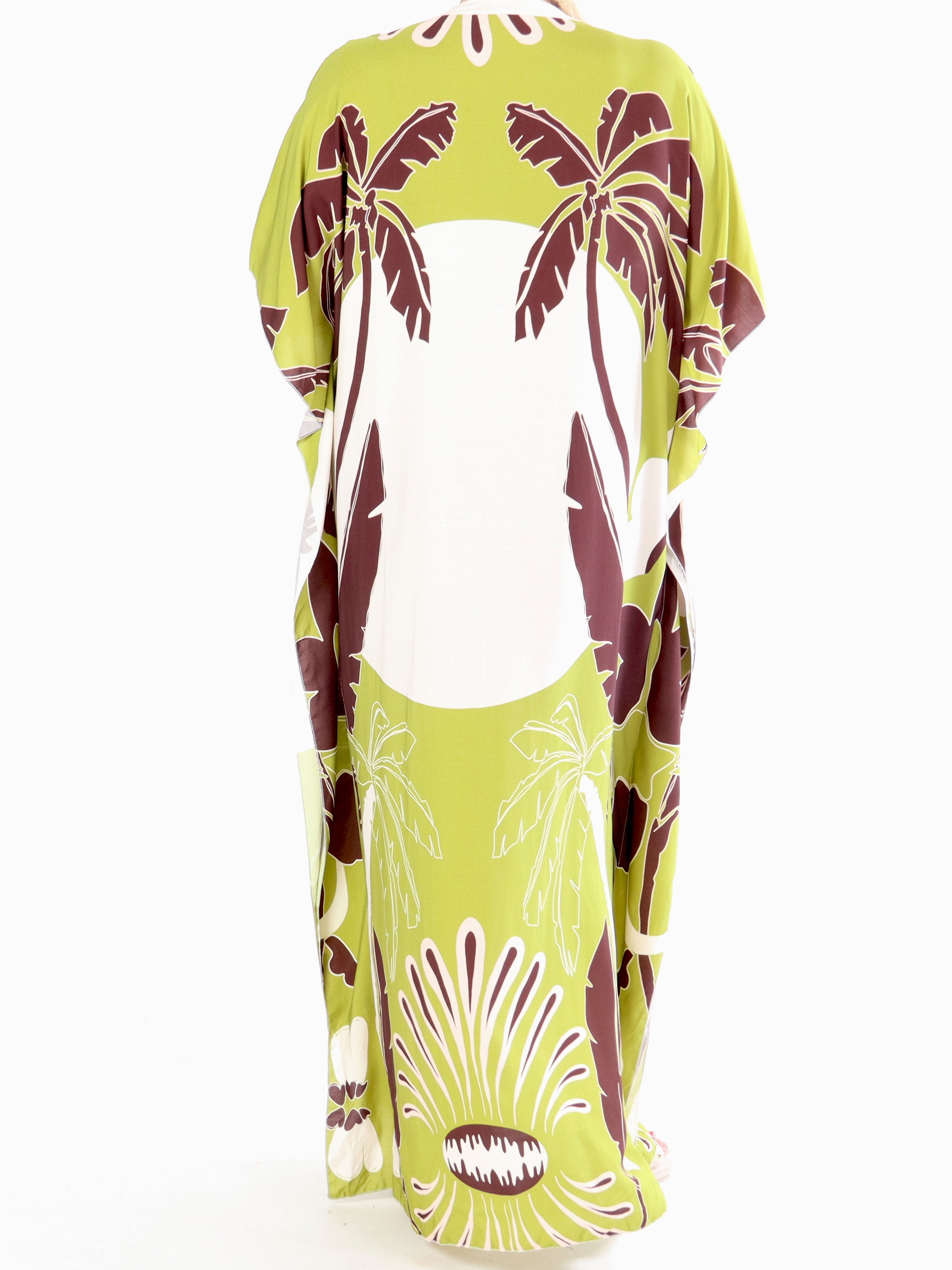 Ilya - Lang plus size kjole med fint mønster