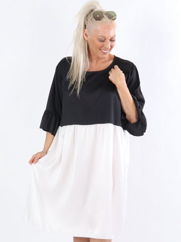 Jacqueline - Feminin kjole i silkelook med flæseærmer