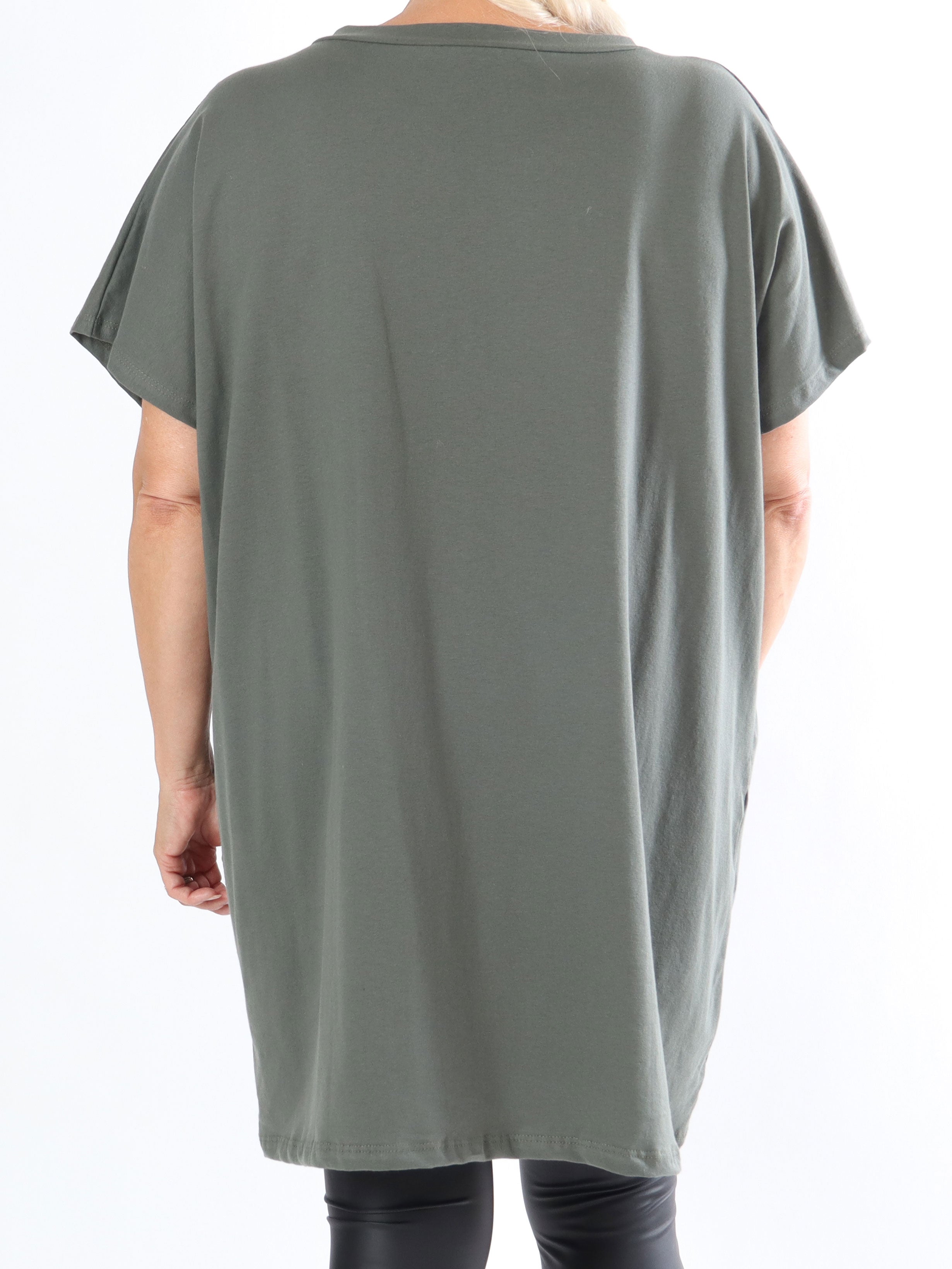 Julia - T-shirt kjole med tekst foran