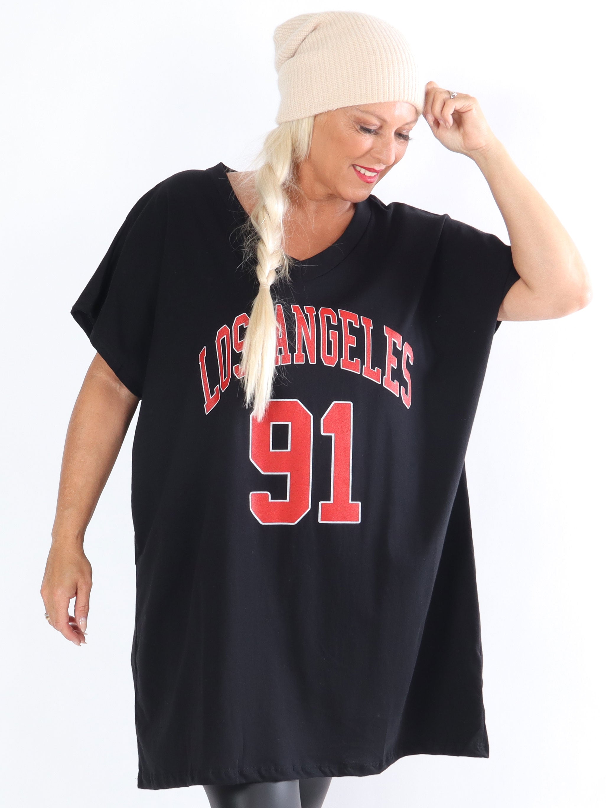 Julia - T-shirt kjole med tekst foran