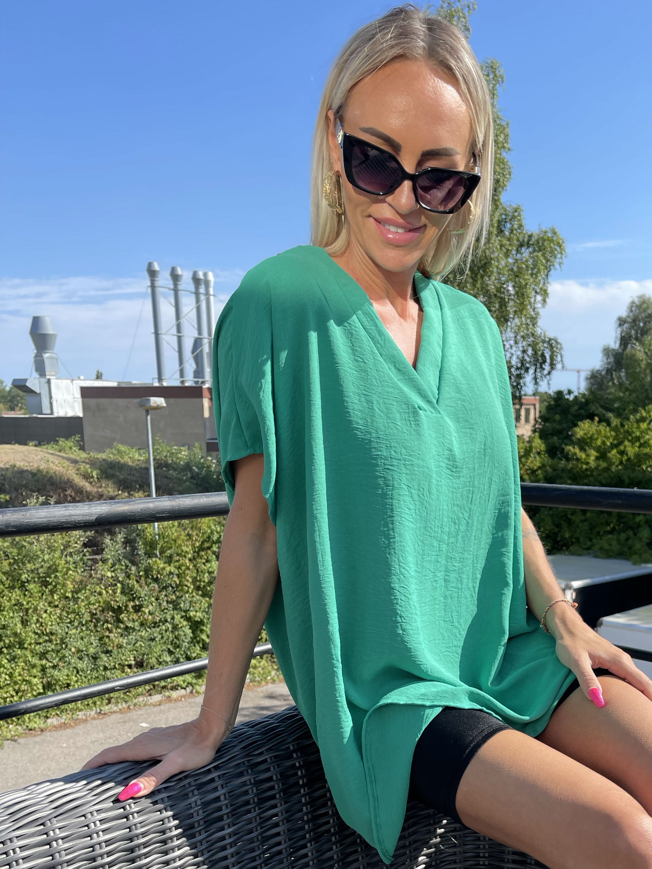 Katrine - Tunika med blonde i ryggen