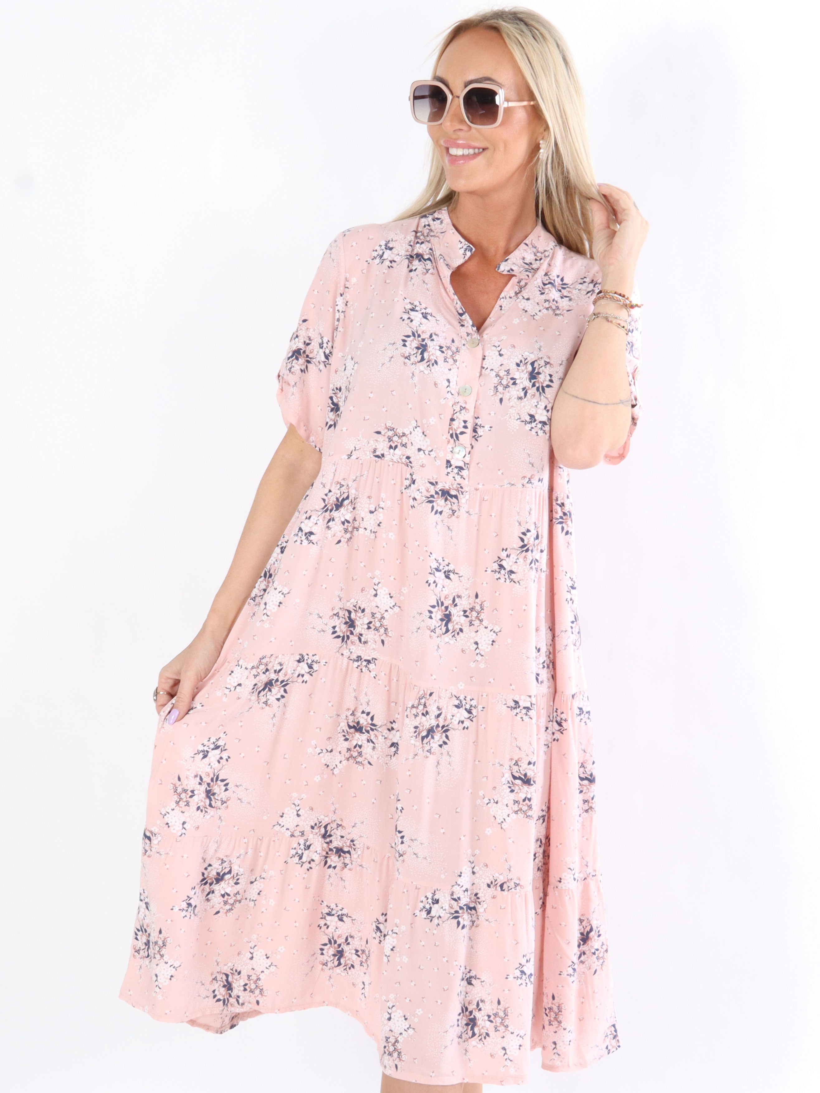 Kendra - Kjole med blomsterprint og korte ærmer