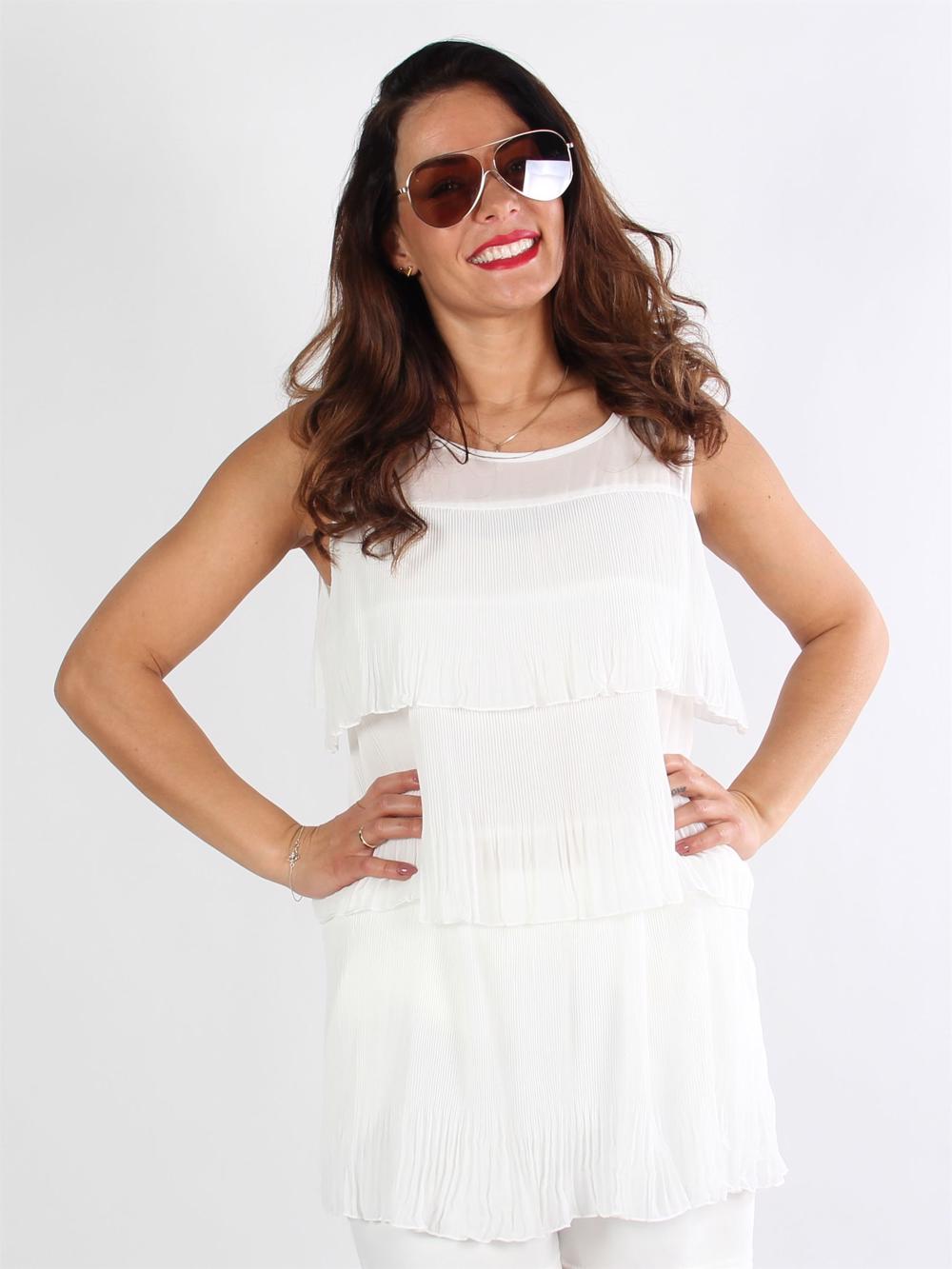 Lagos - Sort lag på lag bluse med plisseringer