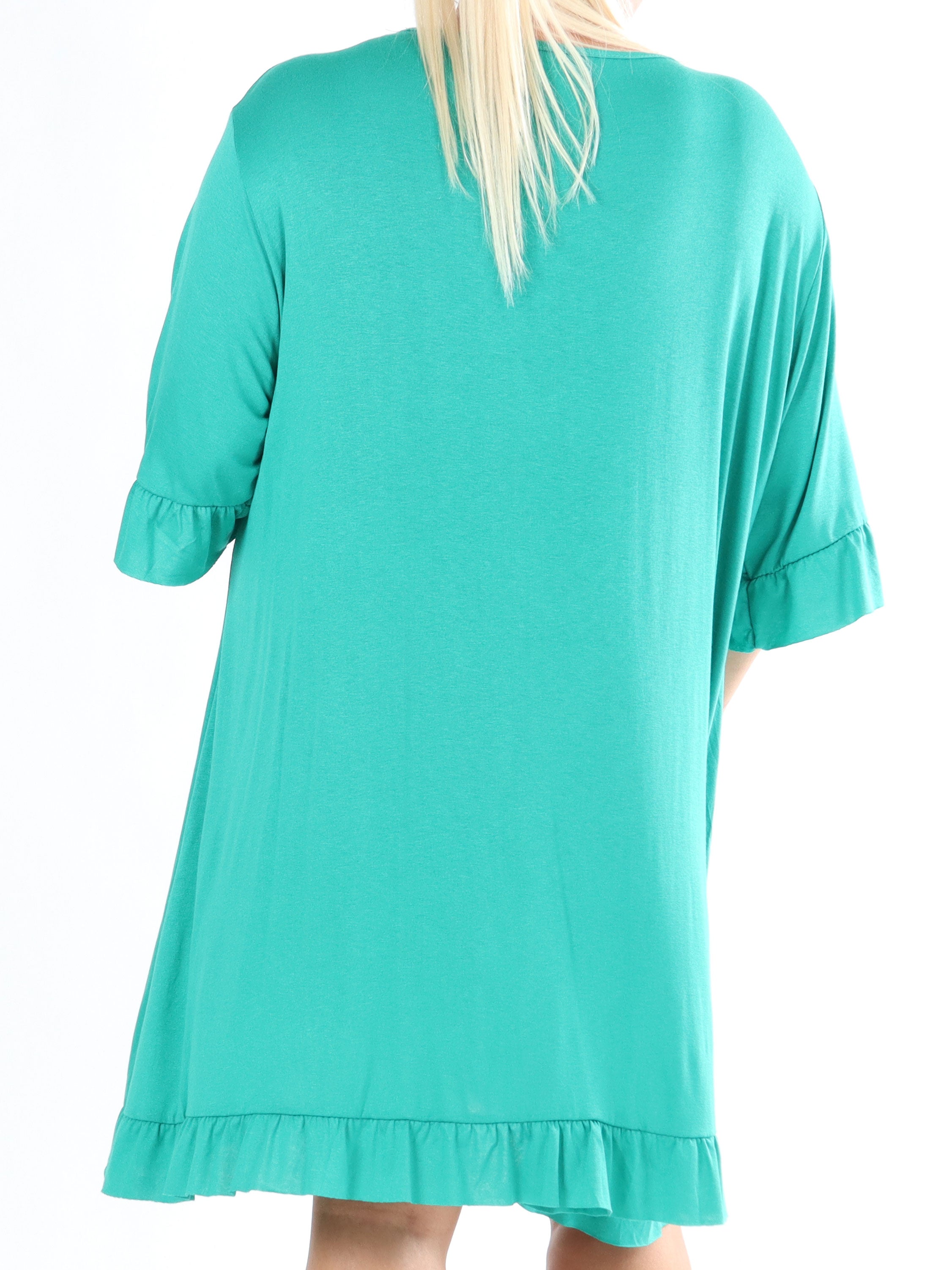 Leonara - Simpel viscose kjole med flæsekanter