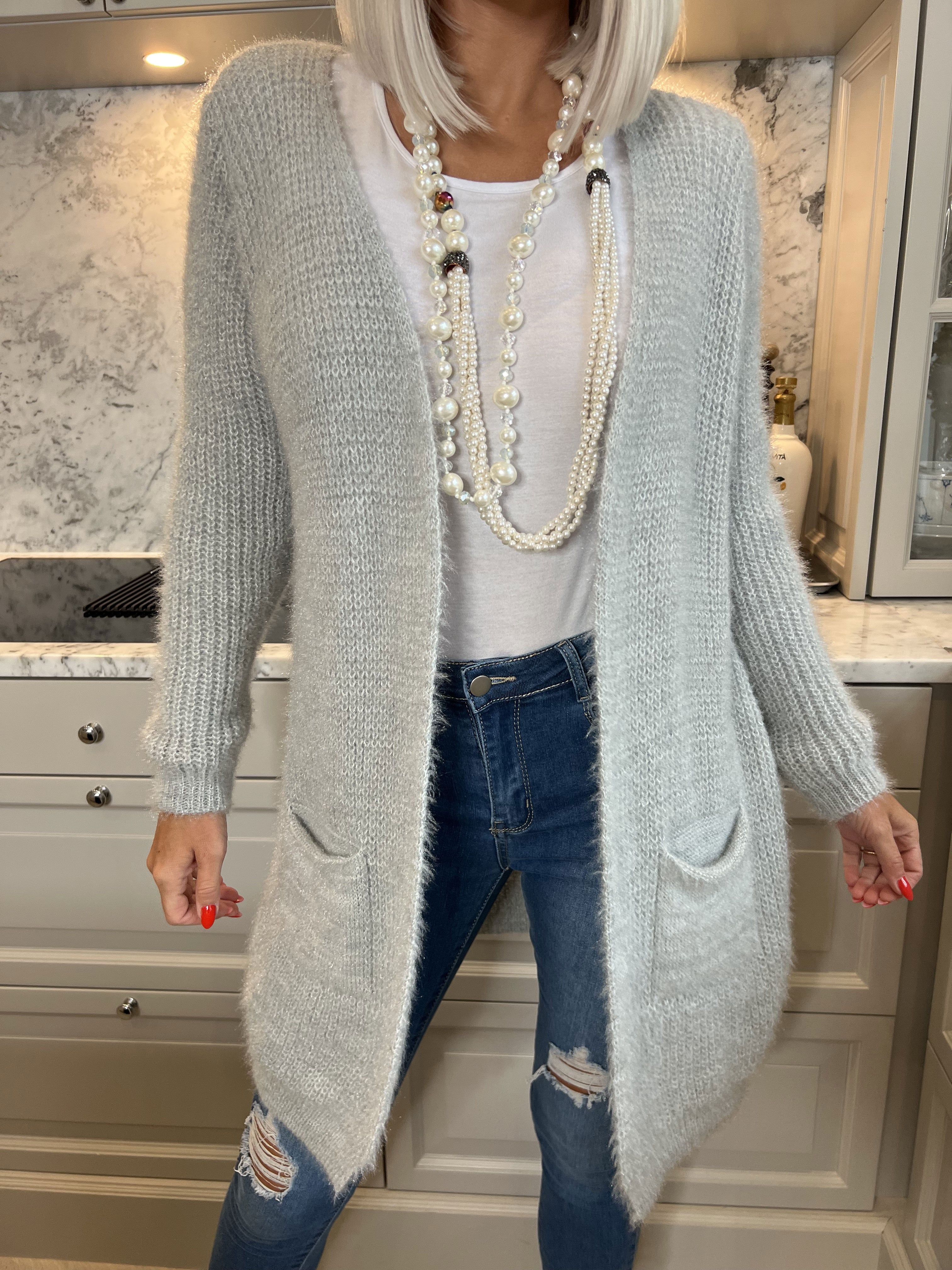 Levy - Fluffy cardigan med lommer