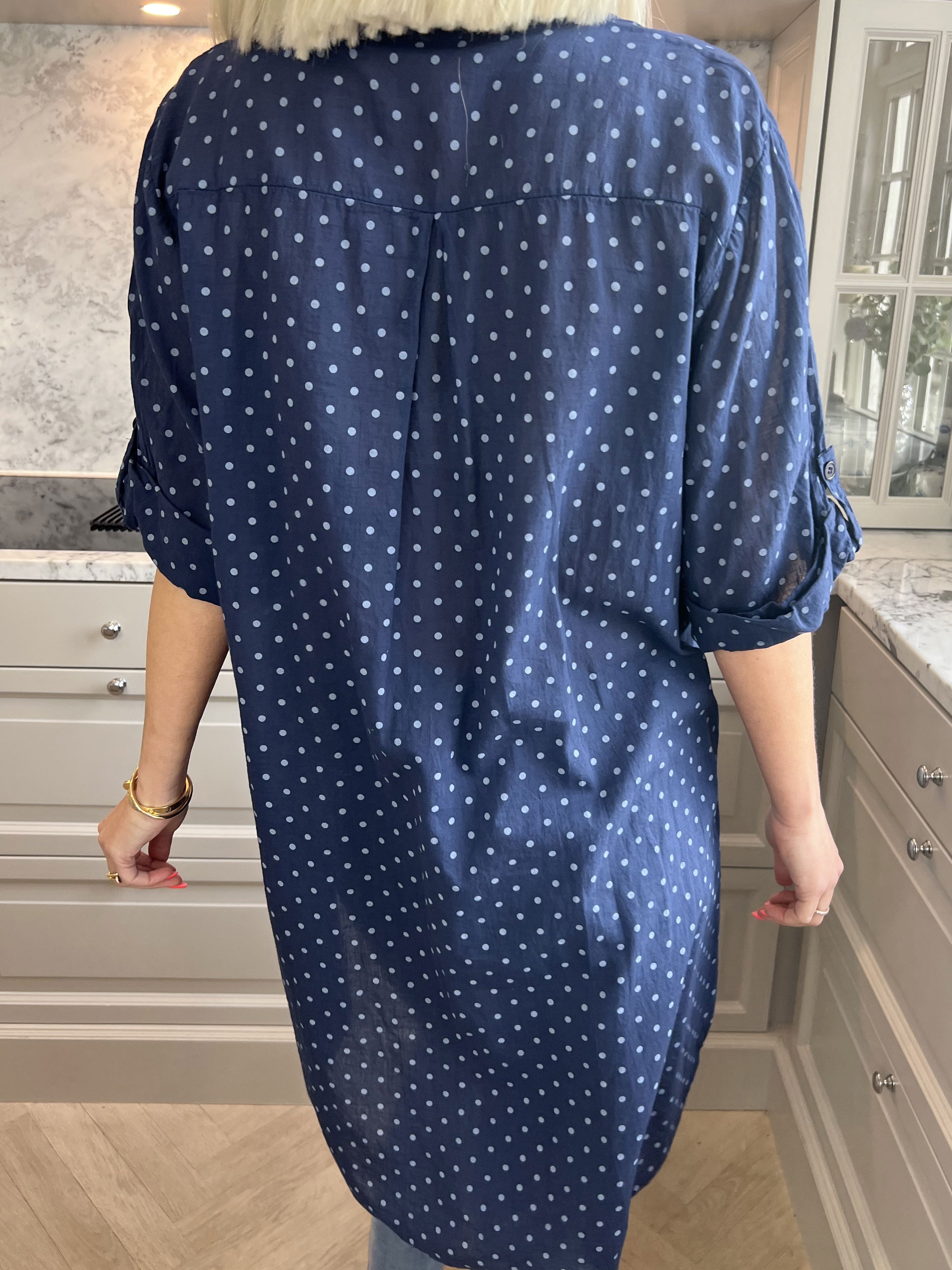 Linda - Skjorte i bomuld med små prikker