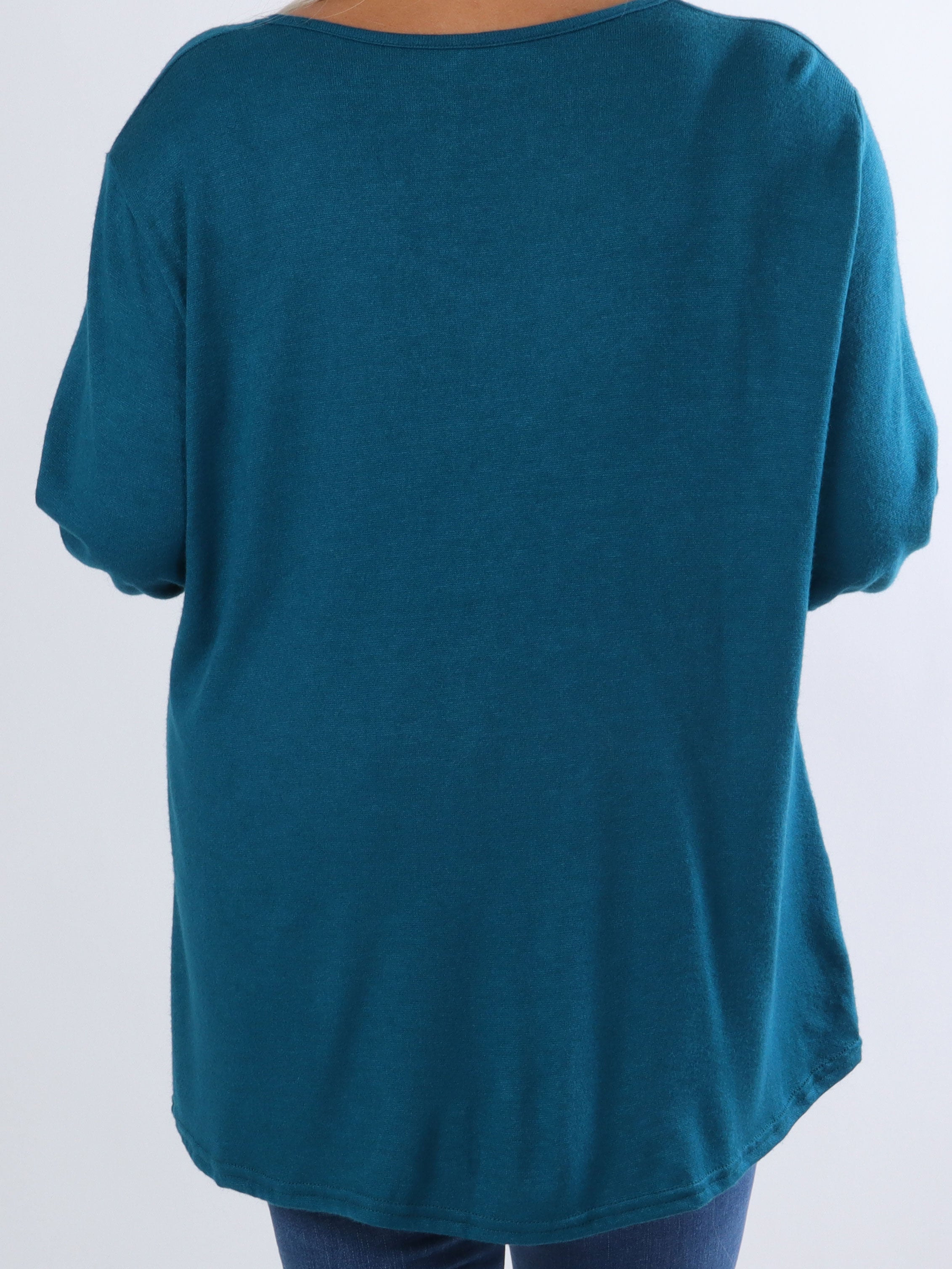 Linn - Blød plus size bluse med knude på brystet