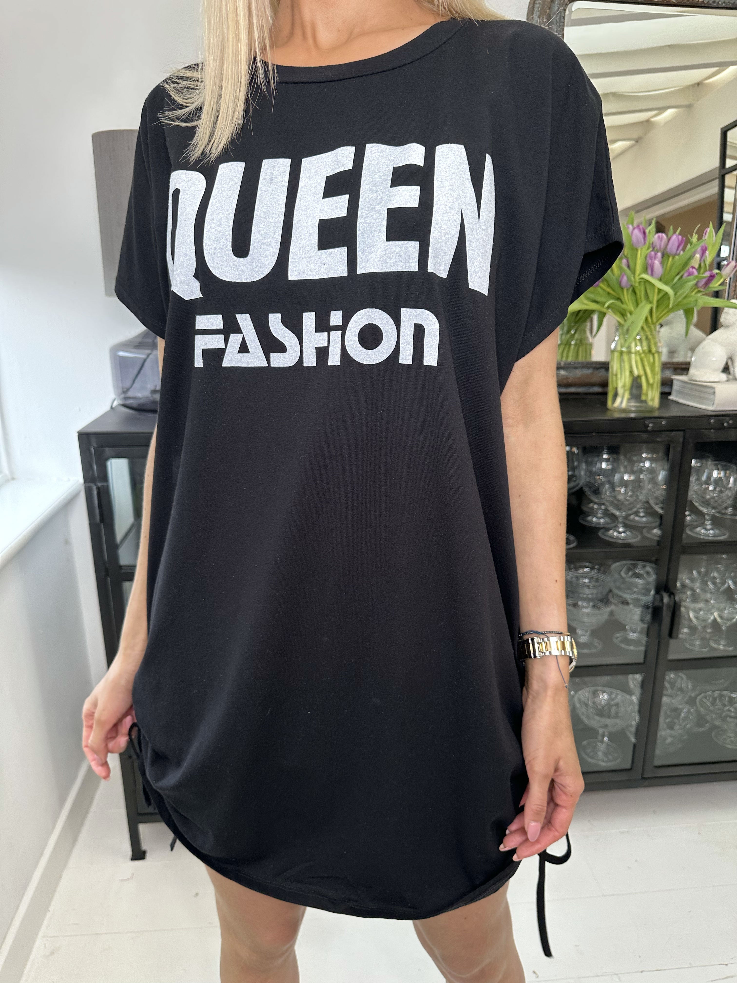 Linnea - T-shirt kjole med tekst og snøre