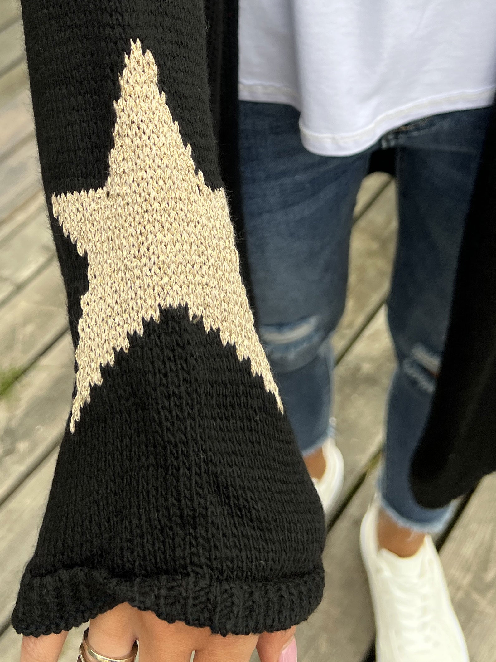 Lowa - Strik cardigan med stjerne på ærmet