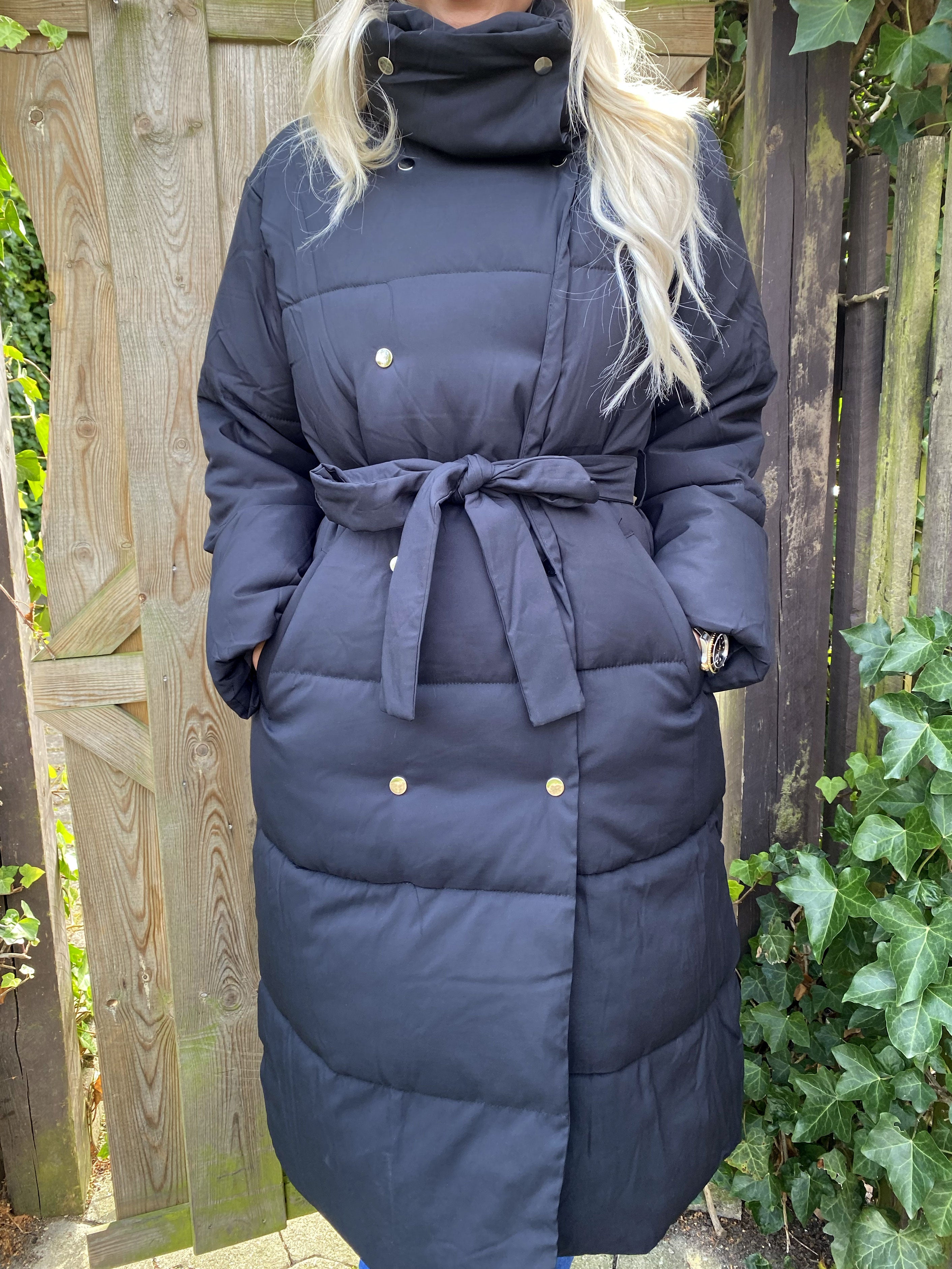 Luisa - Lang dynejakke med bindebånd