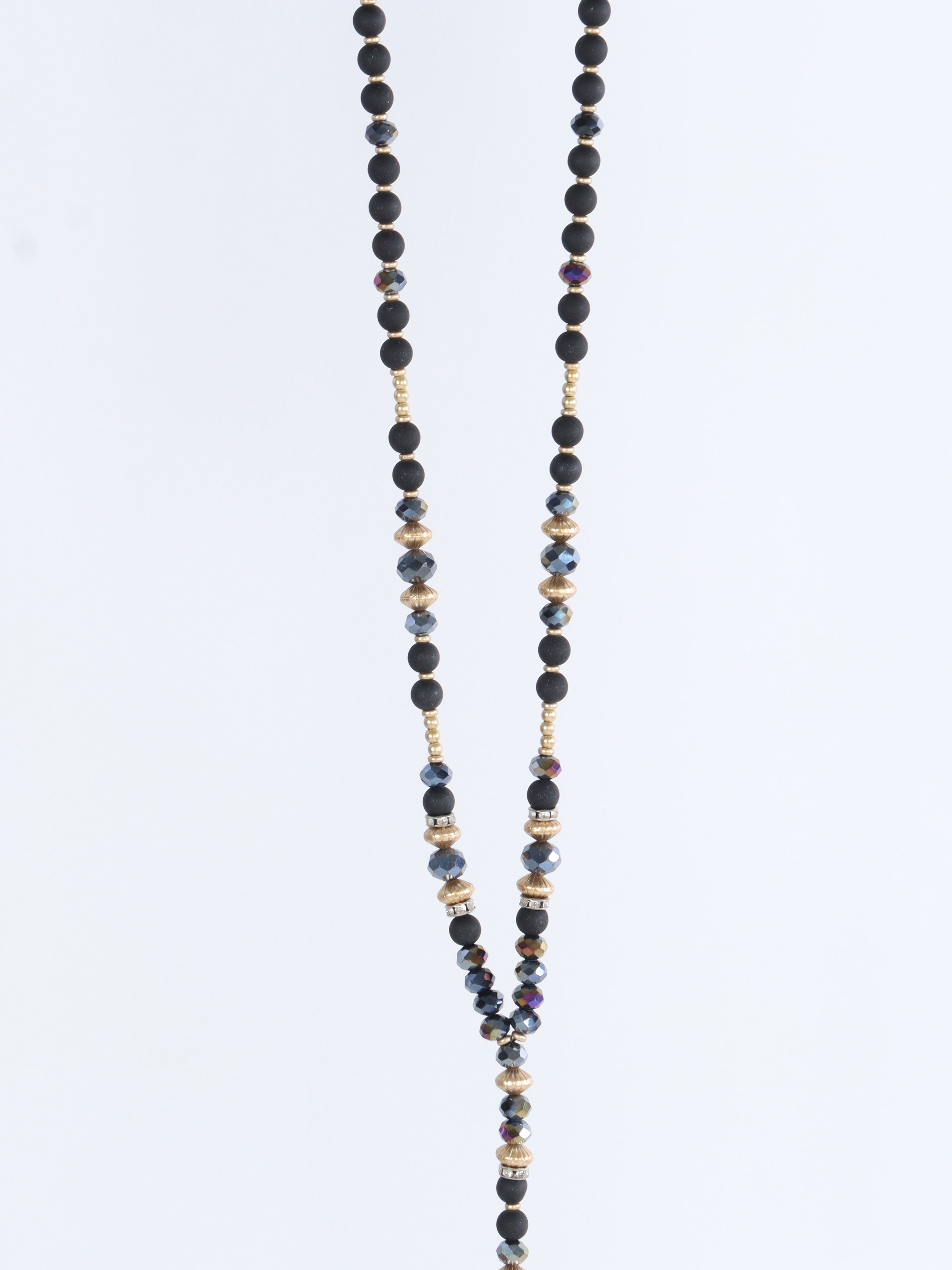 Luna - Sort og guld perlekæde med vedhæng