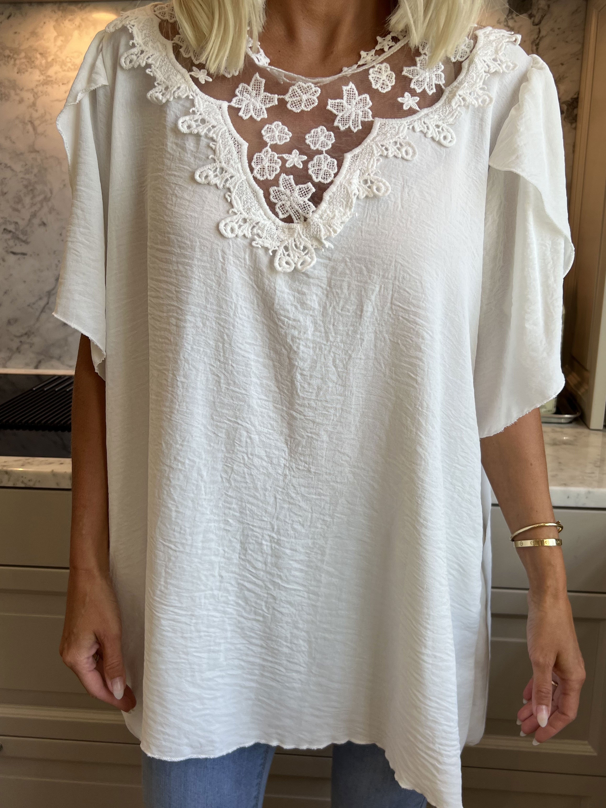 Malle - Sød tunika med blonde