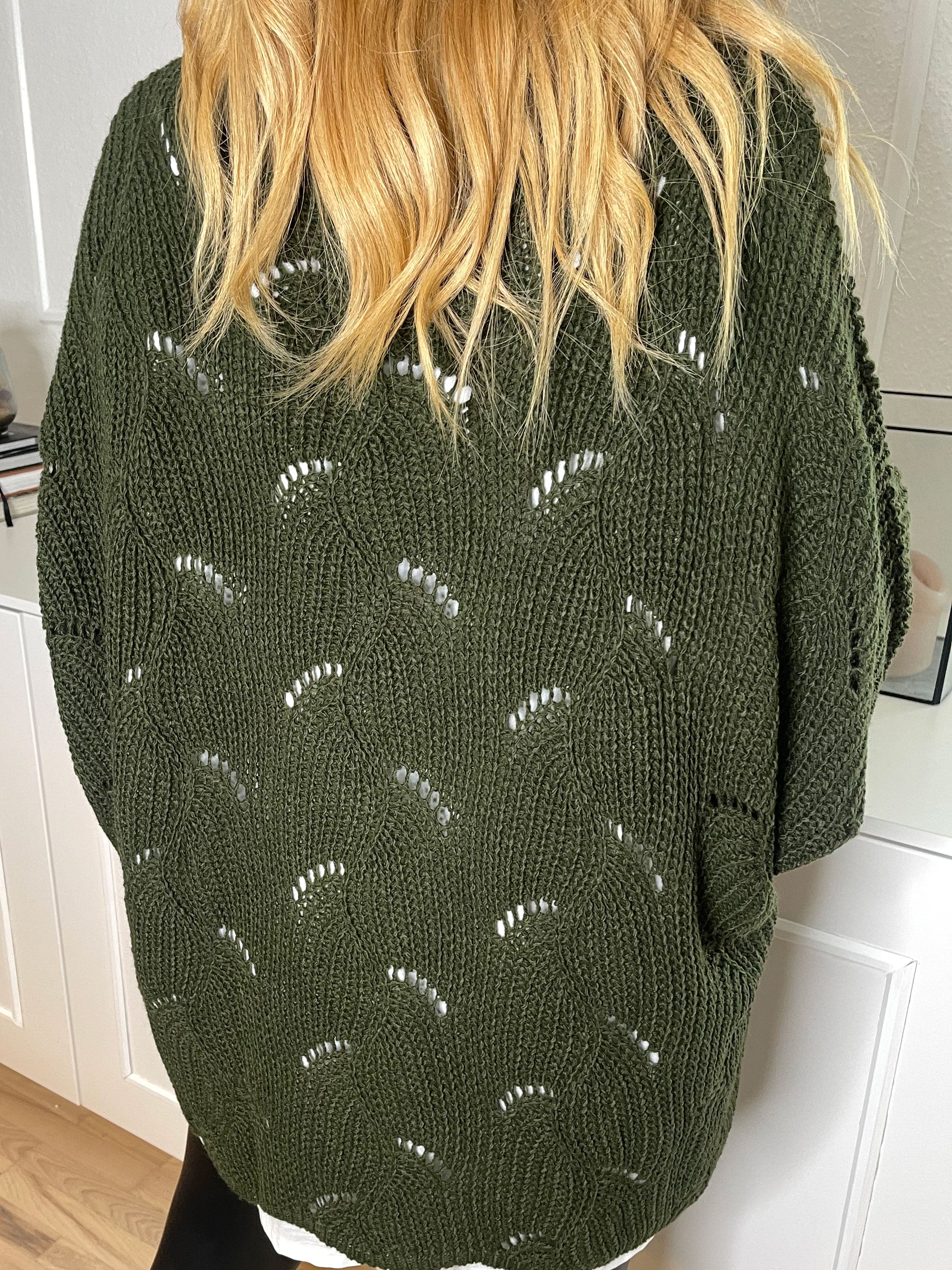 Manja - Strikbluse med hullet mønster