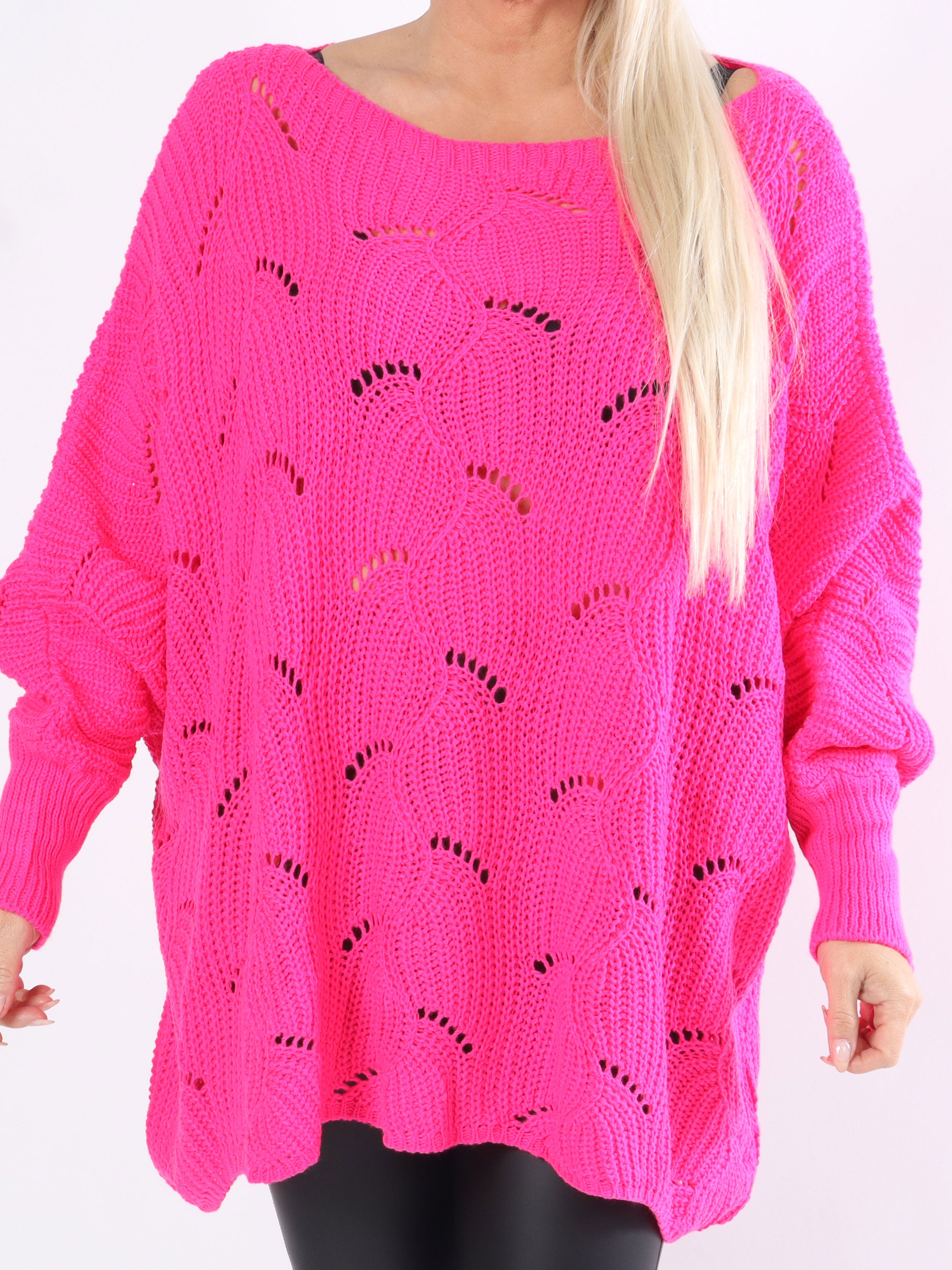 Manja - Plus size strik med hullet mønster