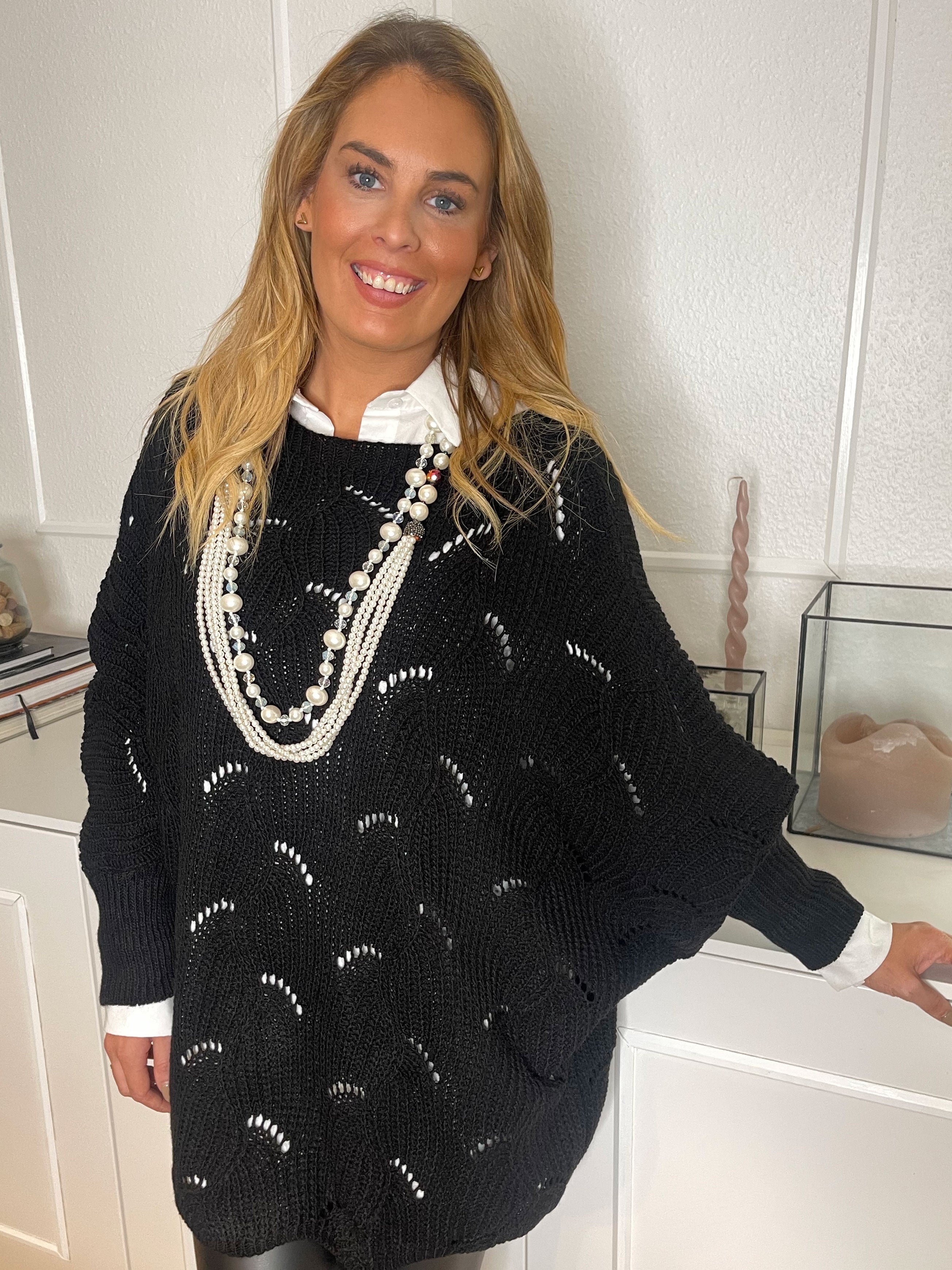 Manja - Strikbluse med hullet mønster