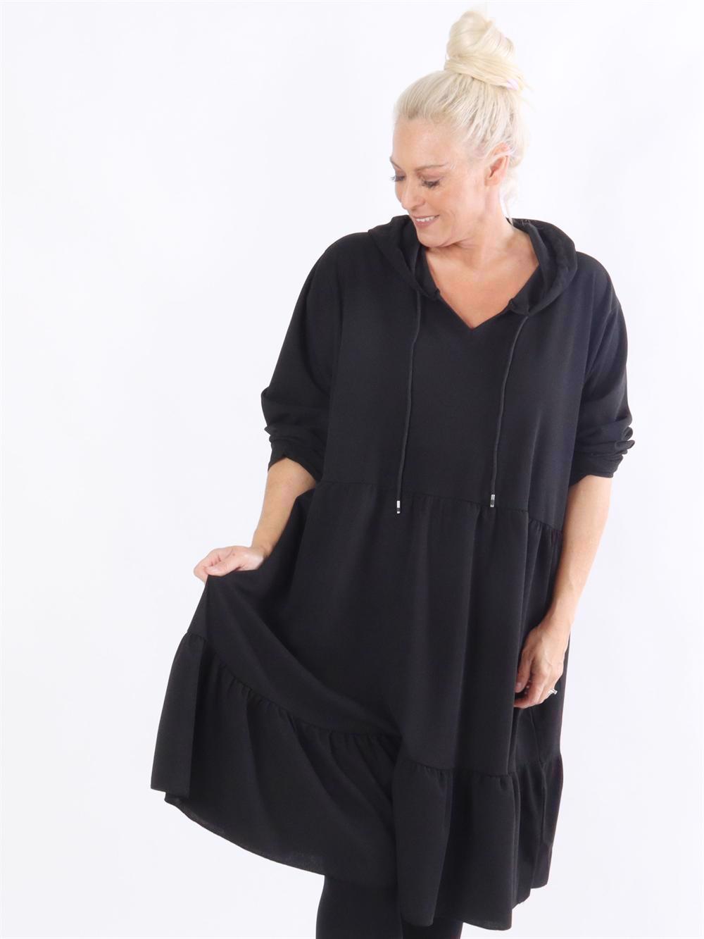 Marianna - Hoodie kjole med lag på lag look