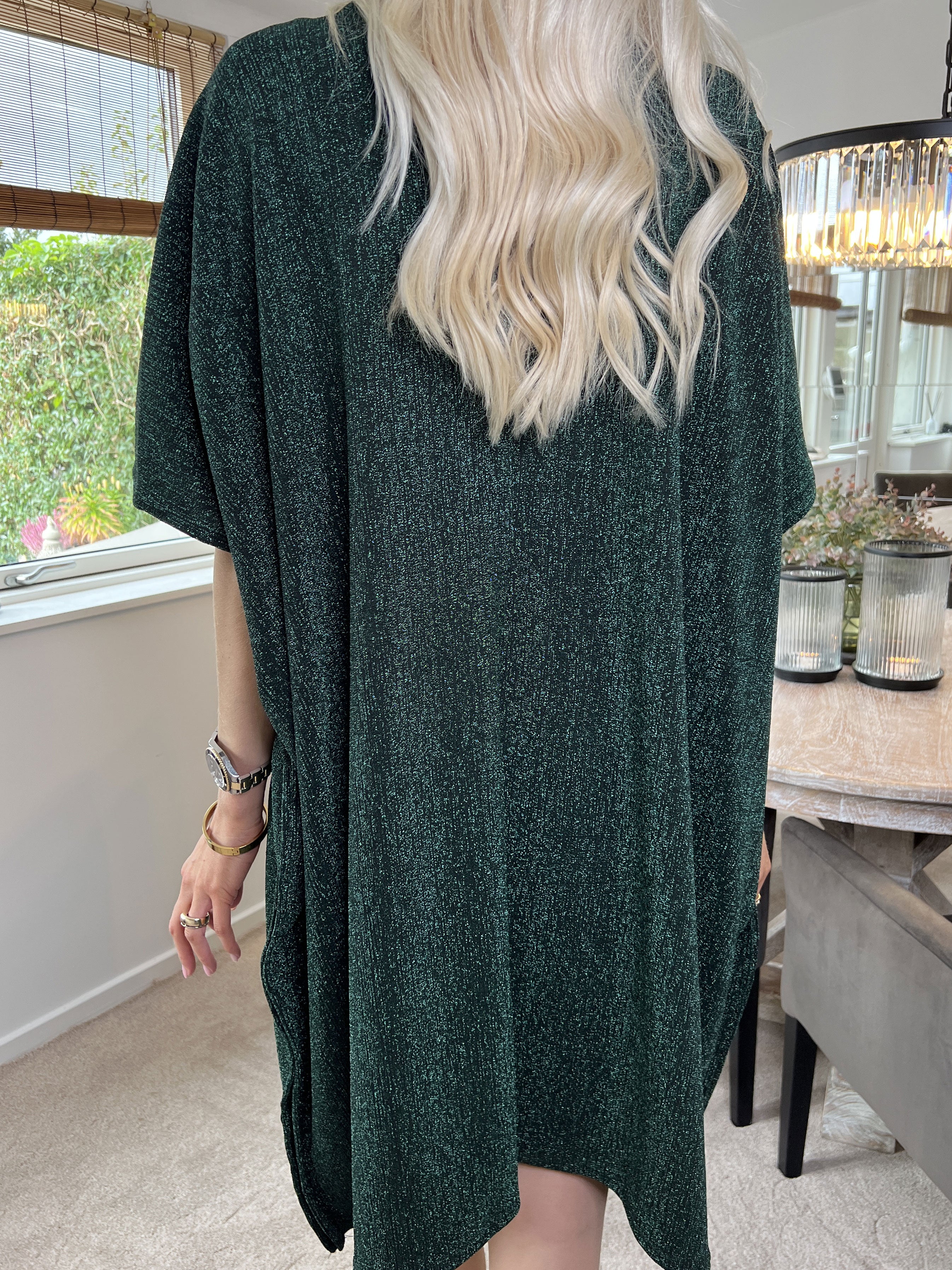 Mayte - Fin glimmerkjole med lynlås