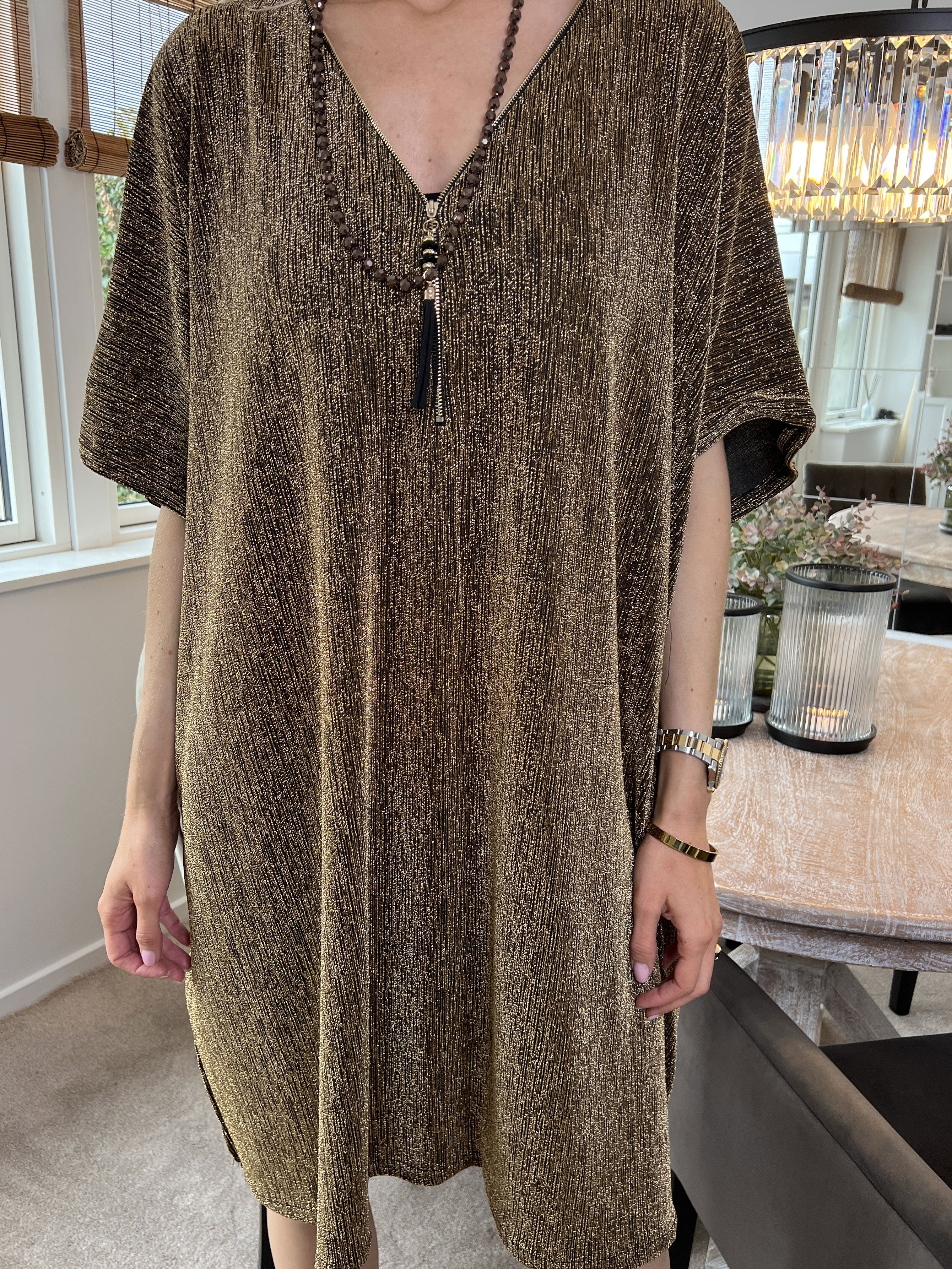 Mayte - Fin glimmerkjole med lynlås