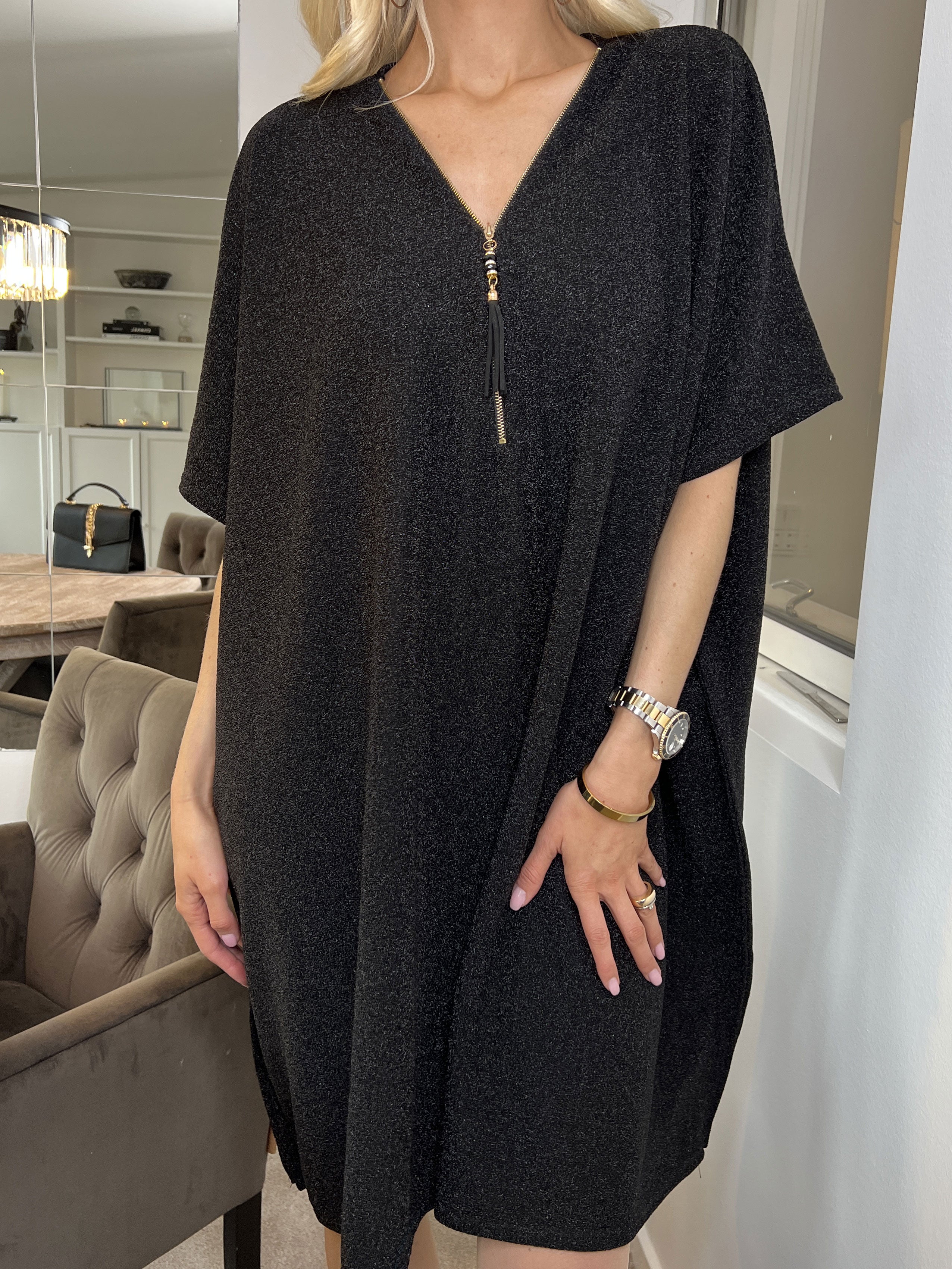 Mayte - Fin glimmerkjole med lynlås